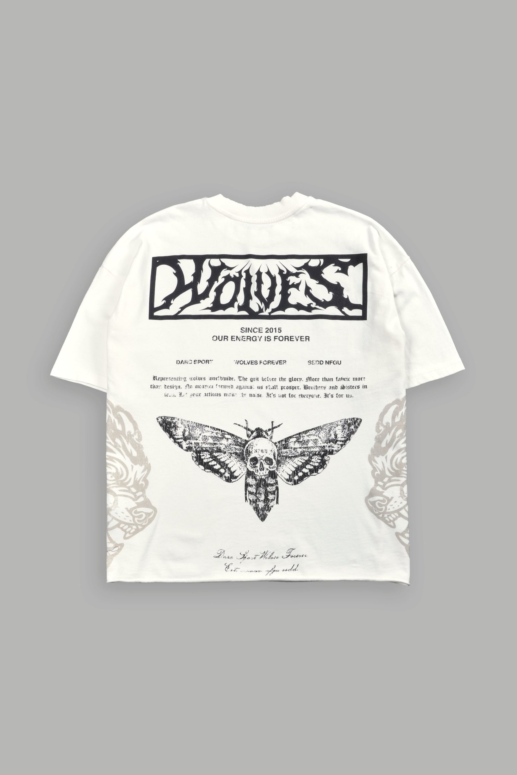 Death's-Head Grunge Mid Length Raw Hem Tee in Cream