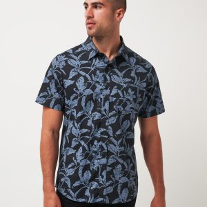 Photo Finish Button-Up