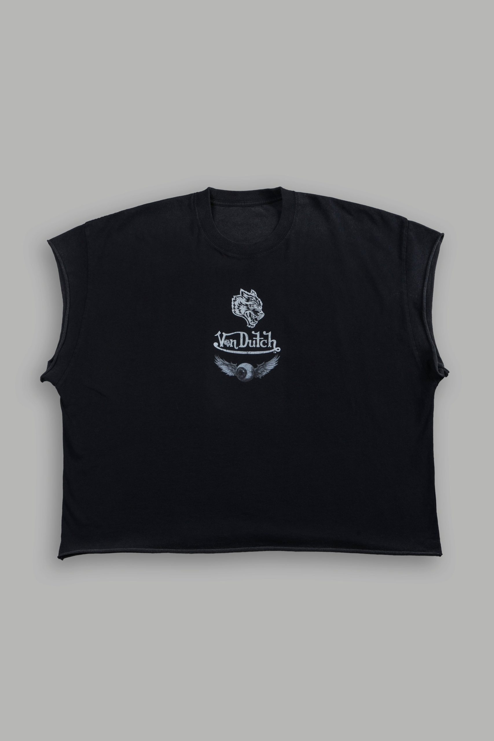 Take-Off Grunge Cut-Off Mid-Length Raw Hem Tee in Black - Image 3