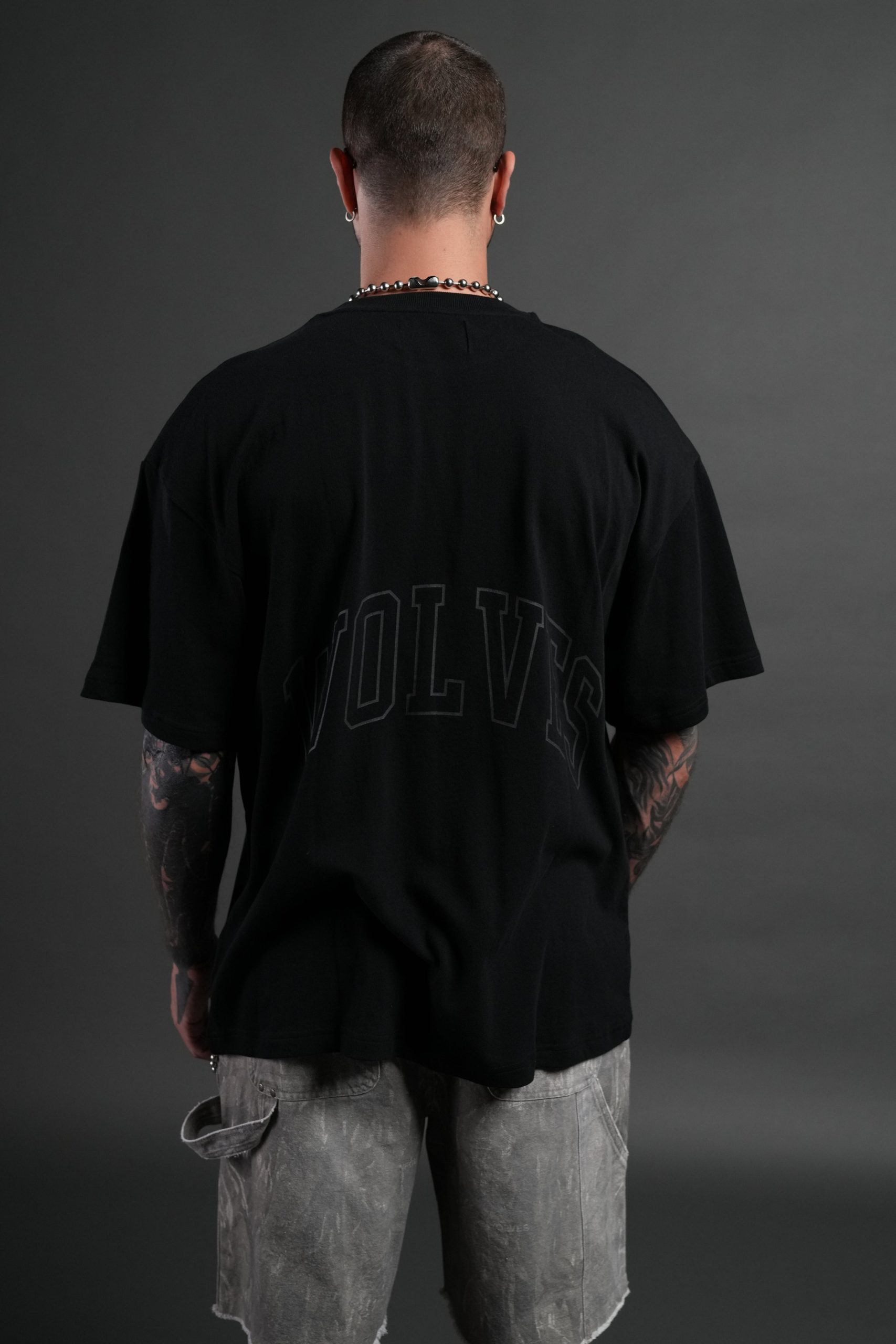 Powerhouse of the Wolves Premium Oversized Tee in Black - Image 2