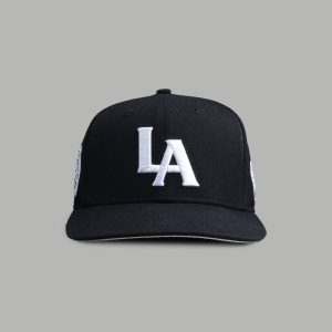 Los Angeles Forever Fitted Cap in Black