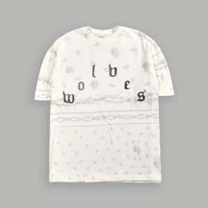 Studded Wolves Pyramid Premium Oversized Tee in Cream Thorn Paisley