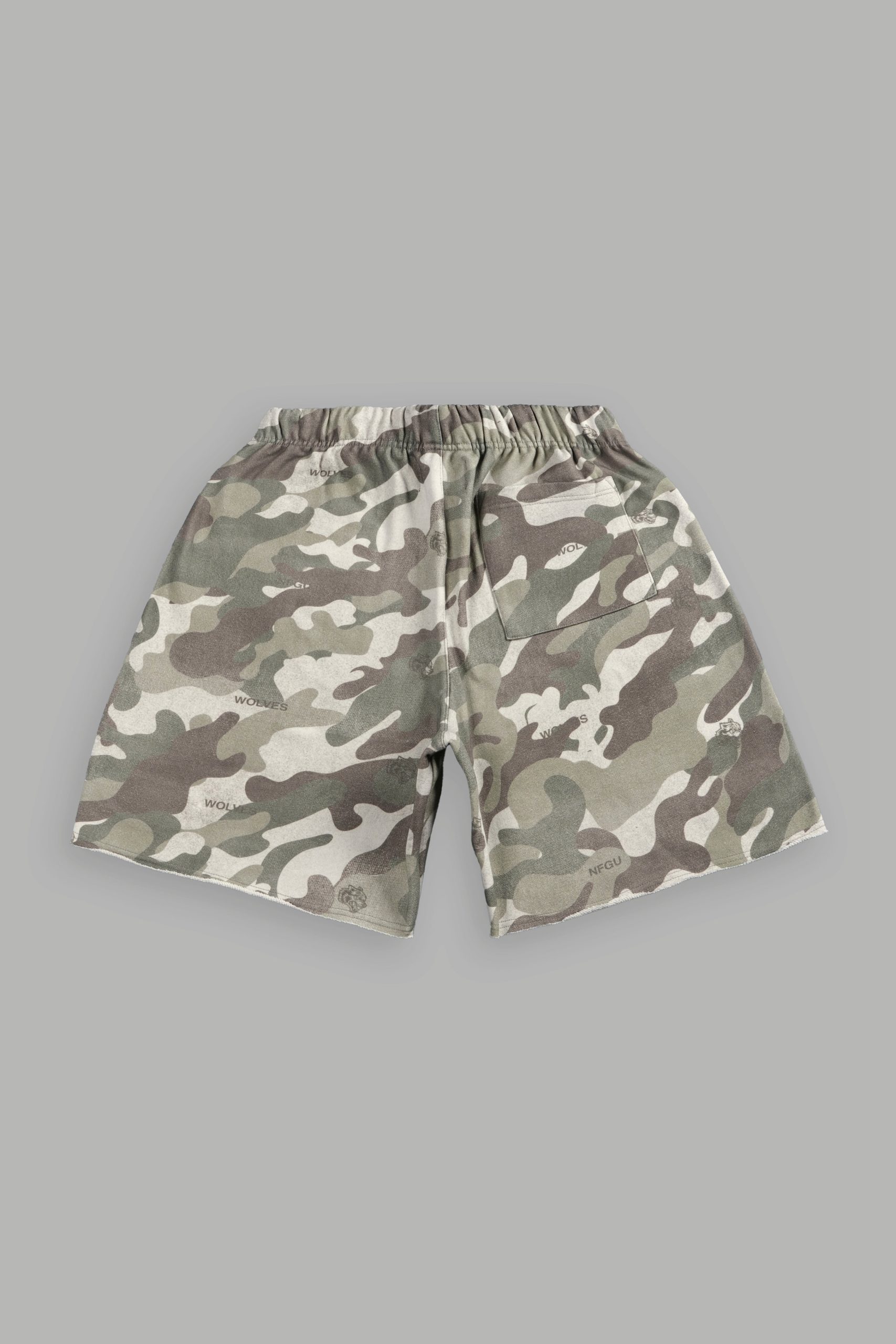 Rebel Heritage Grunge Oversized Raw Hem Post Lounge Sweat Shorts in DSVD Green Camo - Image 3