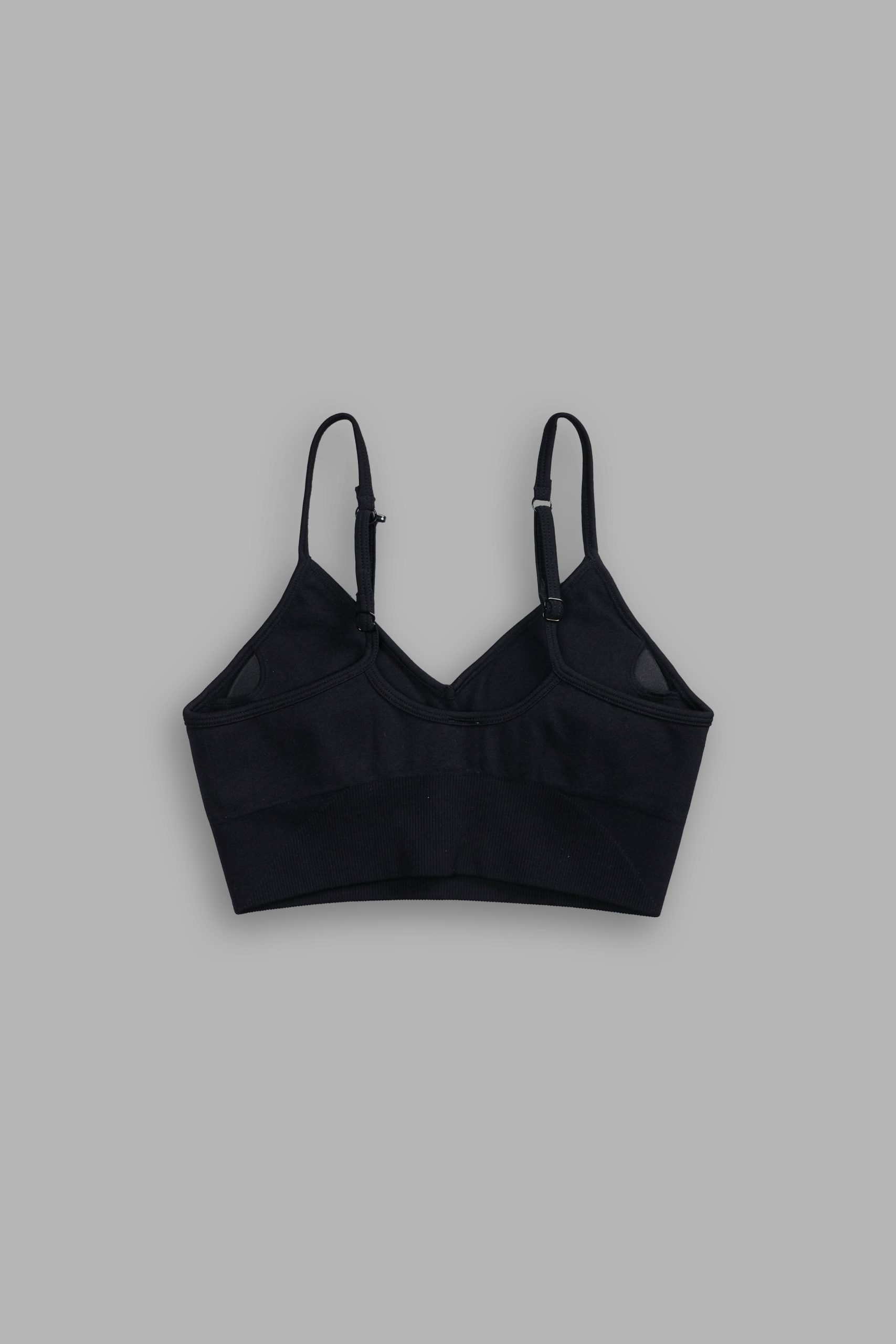 Our Stamp Everson Seamless Sports Bra in Black - Image 4