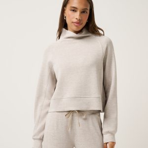 Skyloft Soft Funnel Neck
