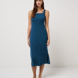 Pinot Cloud Midi Dress