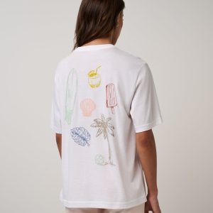 Rooftop Boyfriend Tee