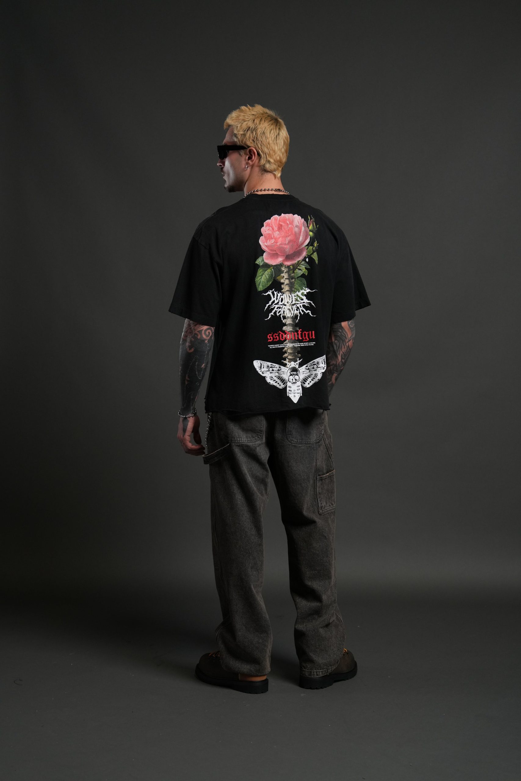 Mori Rose Distressed Grunge Tee in Black Drift Wash - Image 6
