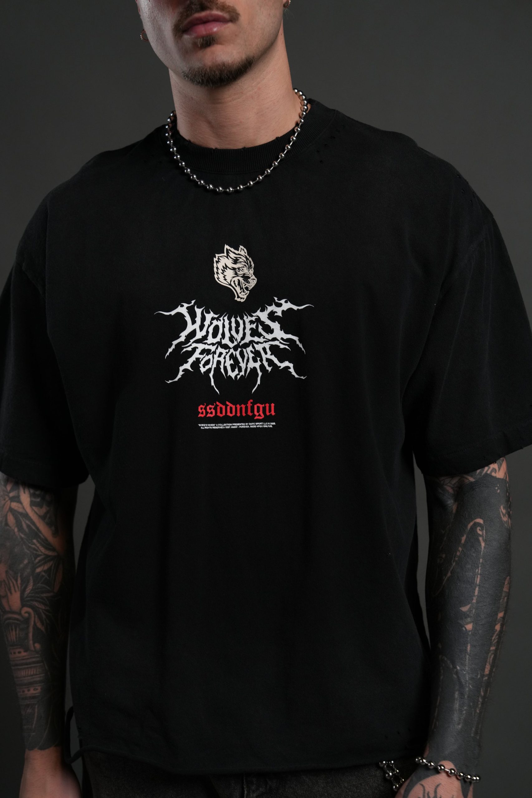 Mori Rose Distressed Grunge Tee in Black Drift Wash - Image 7