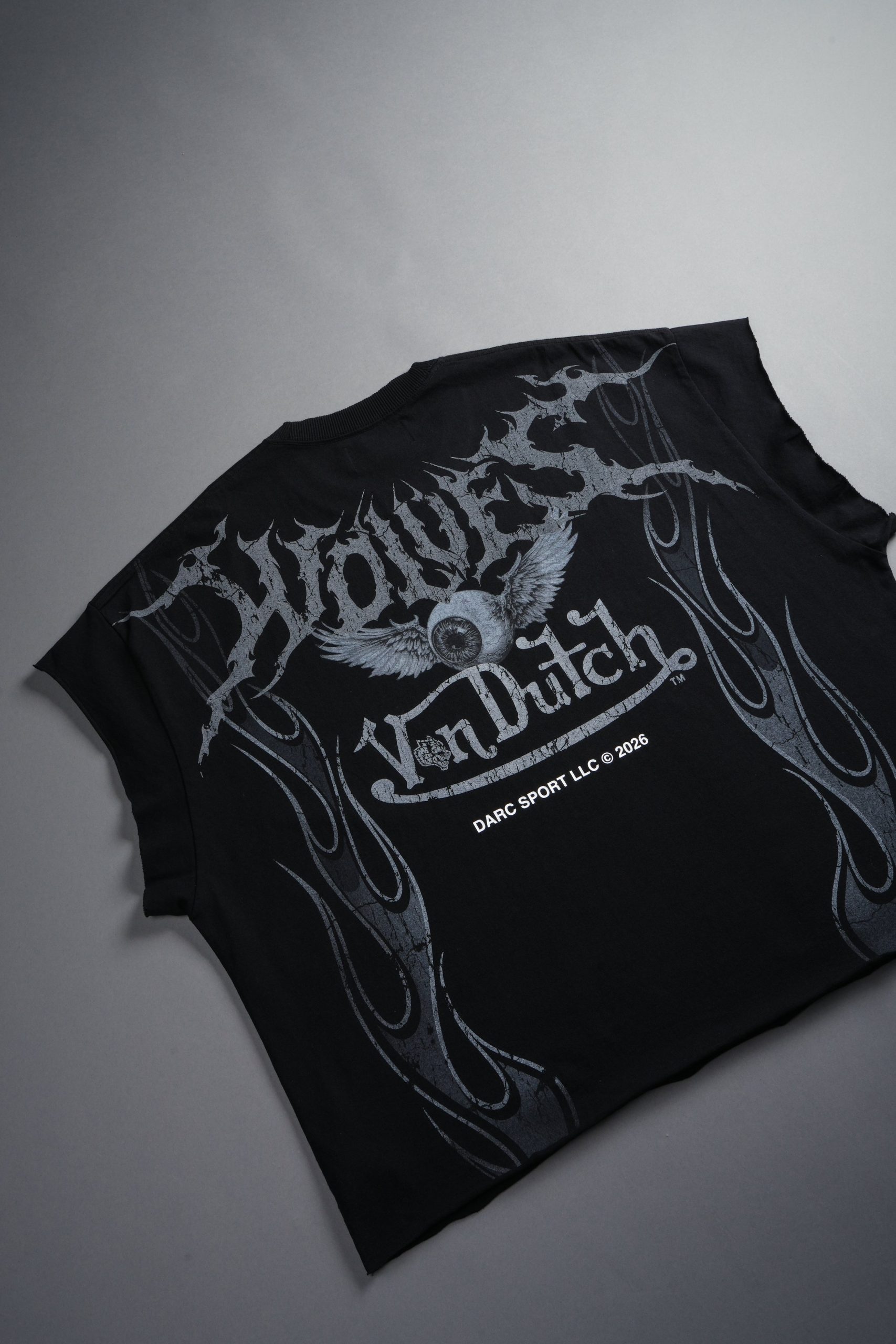 Take-Off Grunge Cut-Off Mid-Length Raw Hem Tee in Black - Image 8