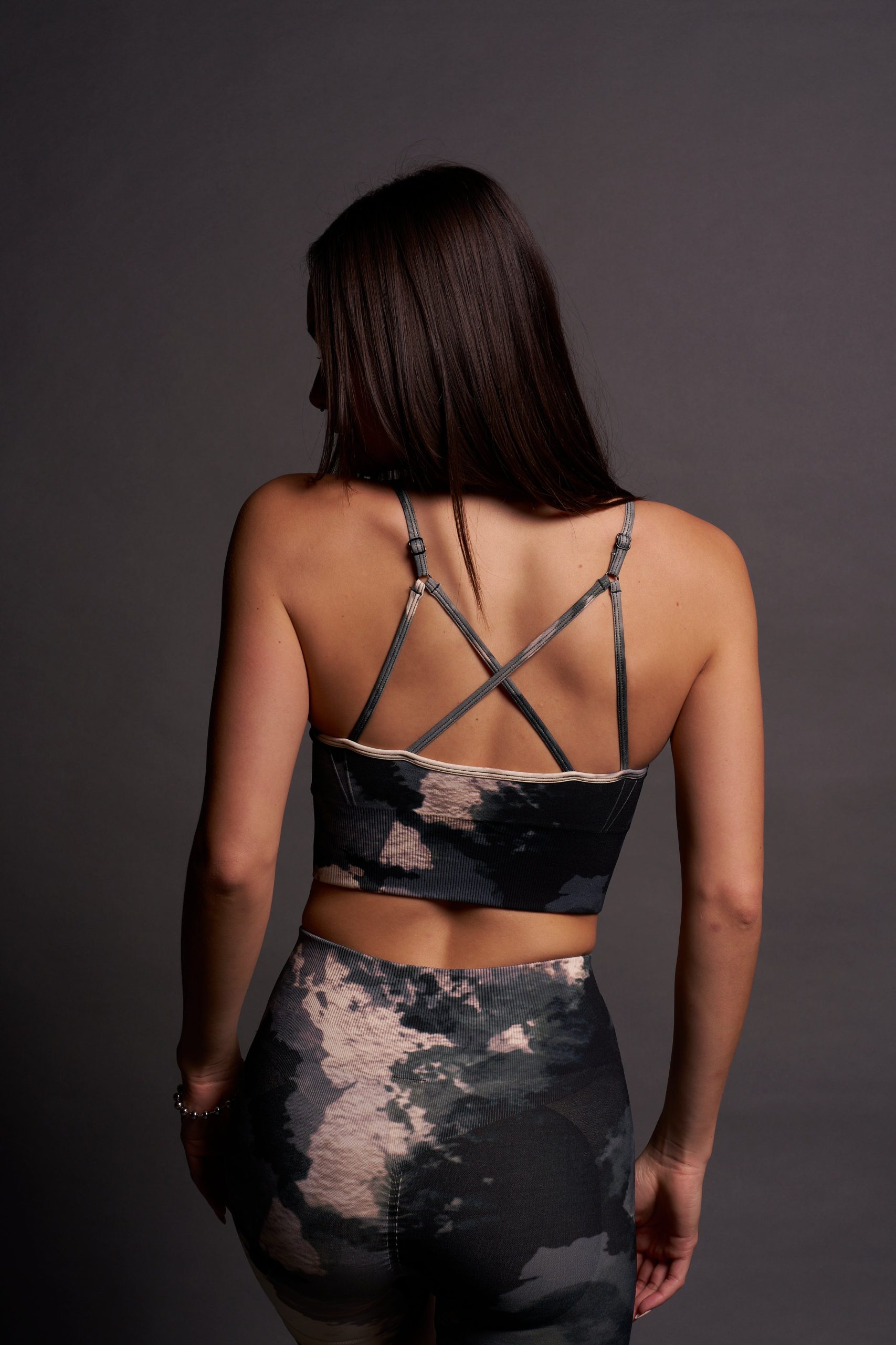 Hesh Everson Everson Seamless Huxley Bra in Sandstorm Marble Wash - Image 8