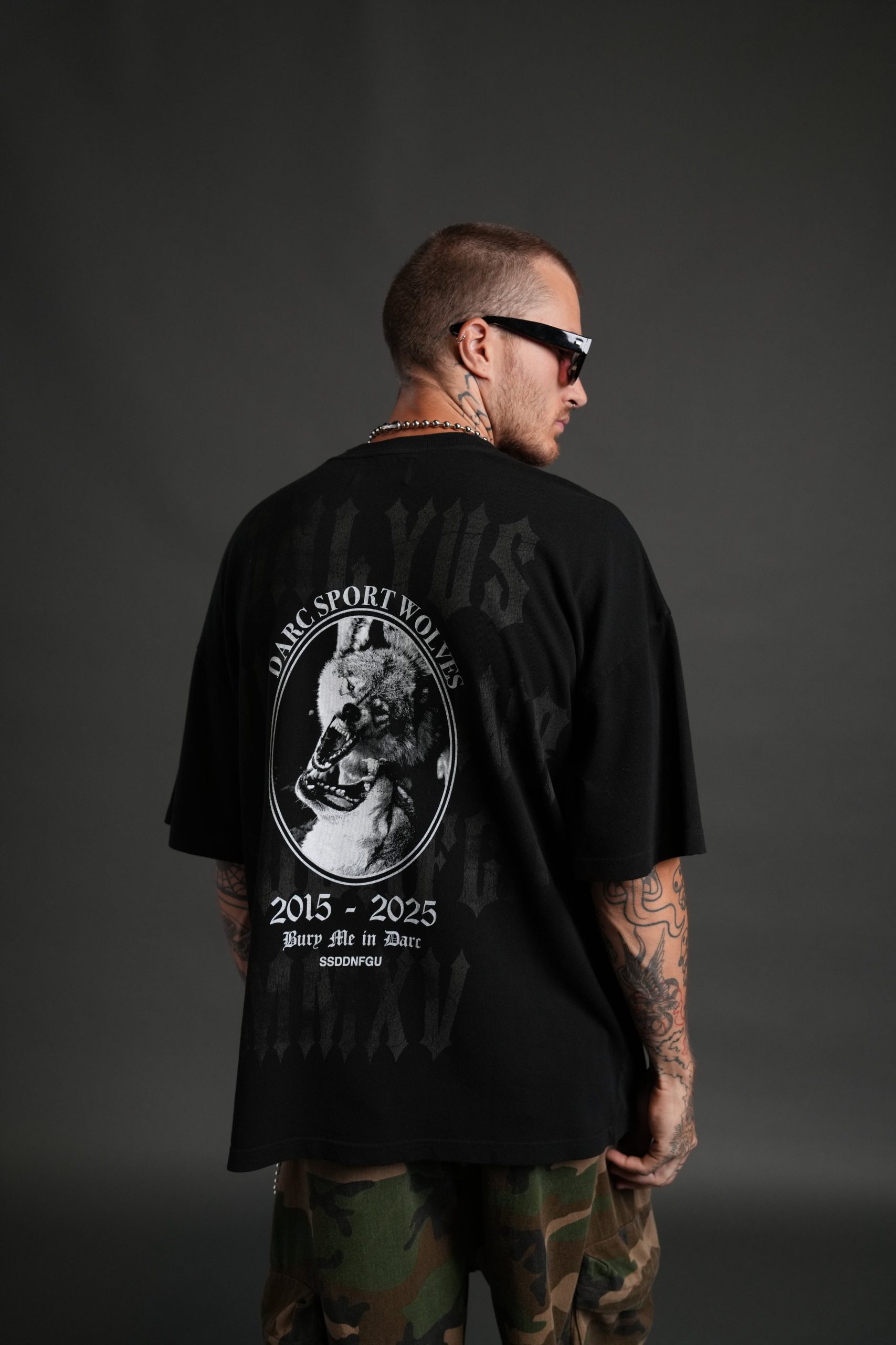 Wolf Blood Premium Oversized Tee in Black - Image 4