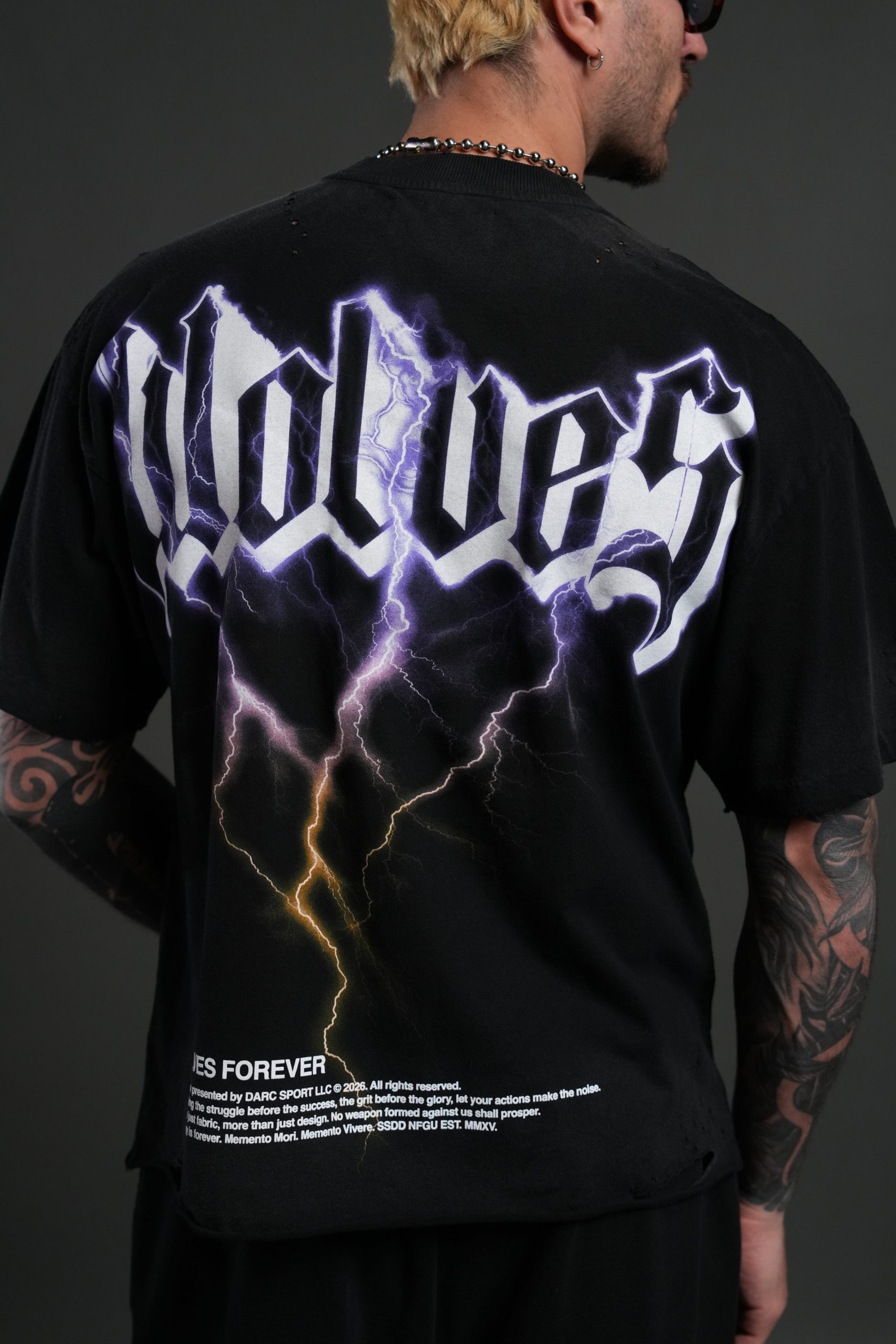 Wolves Lightning Distressed Grunge Tee in Black Drift Wash - Image 5