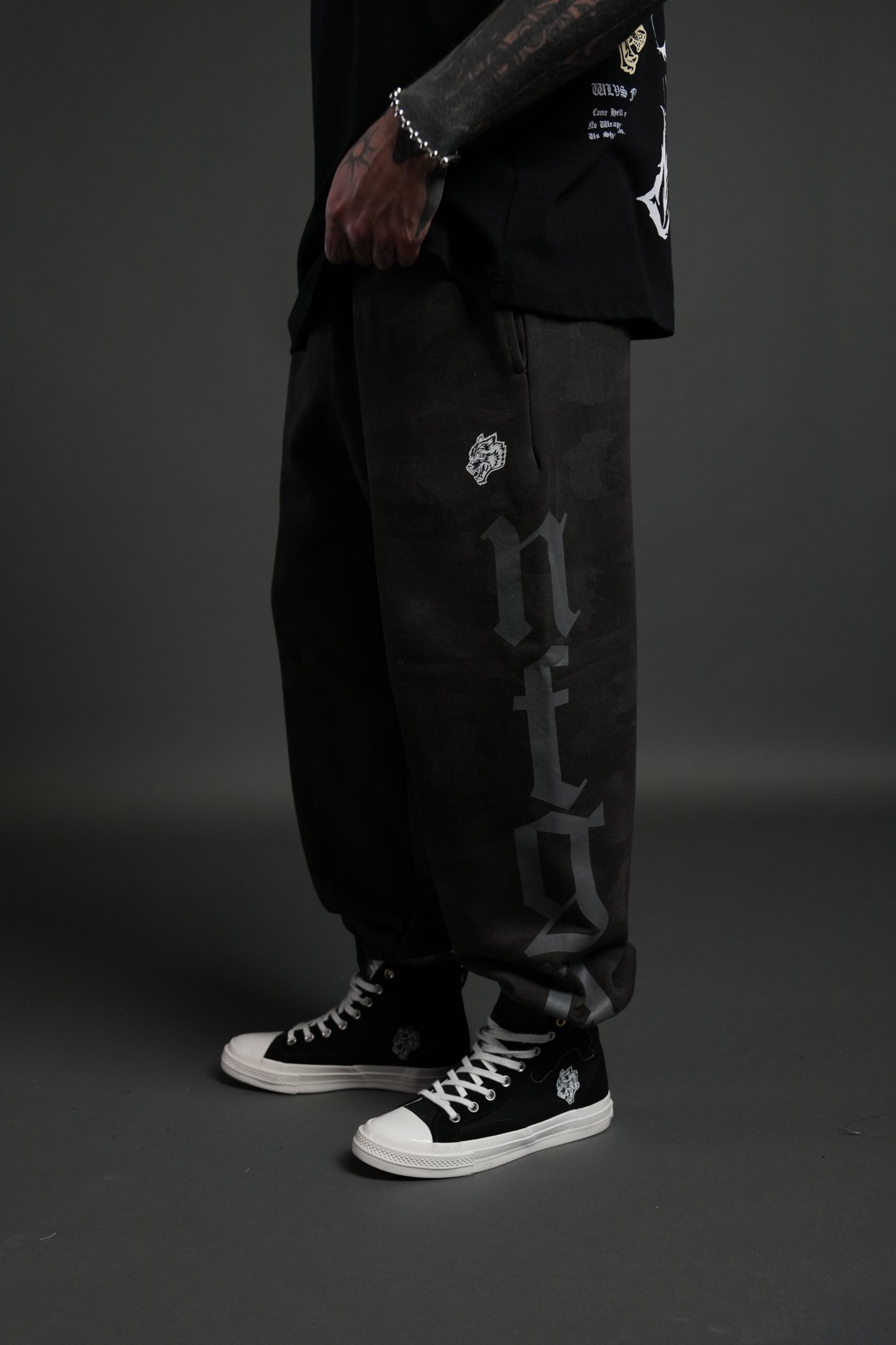 Our Mantra Lounger Sweat Pants in Black Vintage Woodland Camo - Image 4