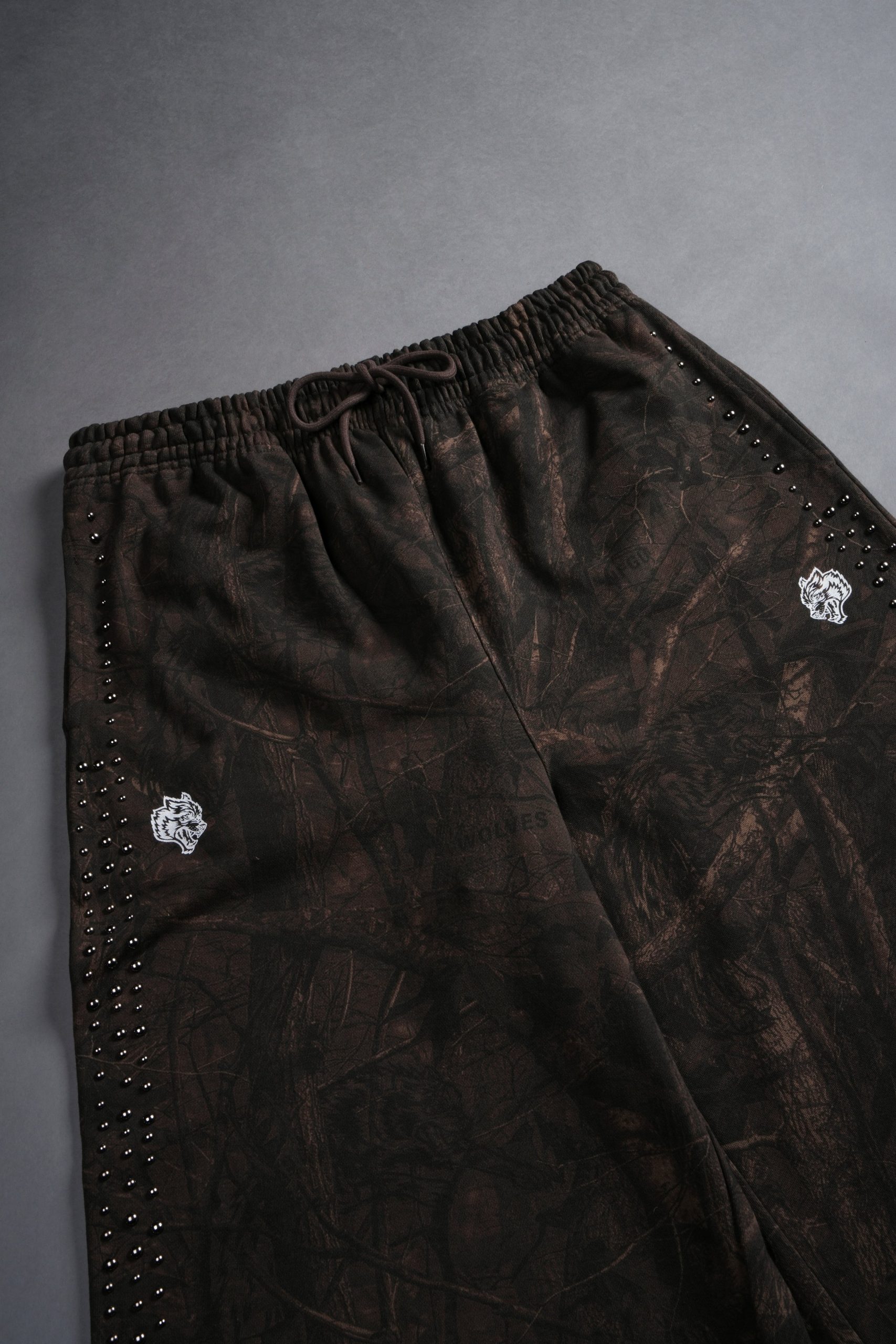 Dual Wolf Stud Grunge Oversized Omen Sweat Pants in Brown Driftwood Forest Camo - Image 3