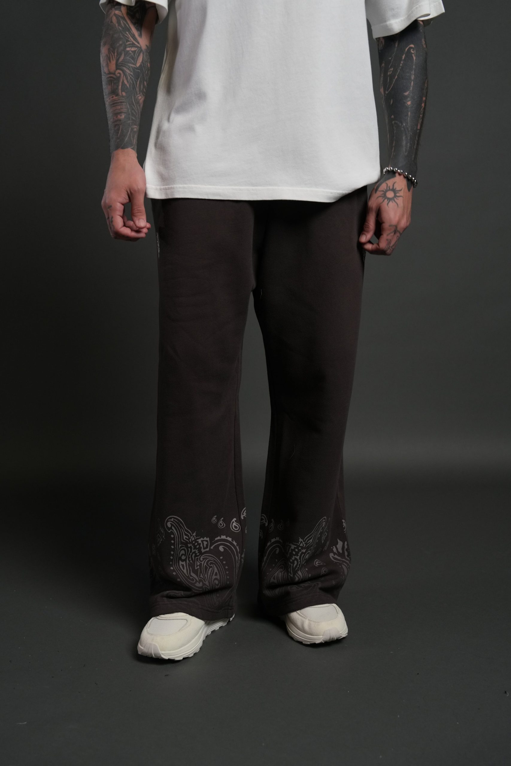 Western V2 Lennox Sweat Pants in Darc Brown - Image 2