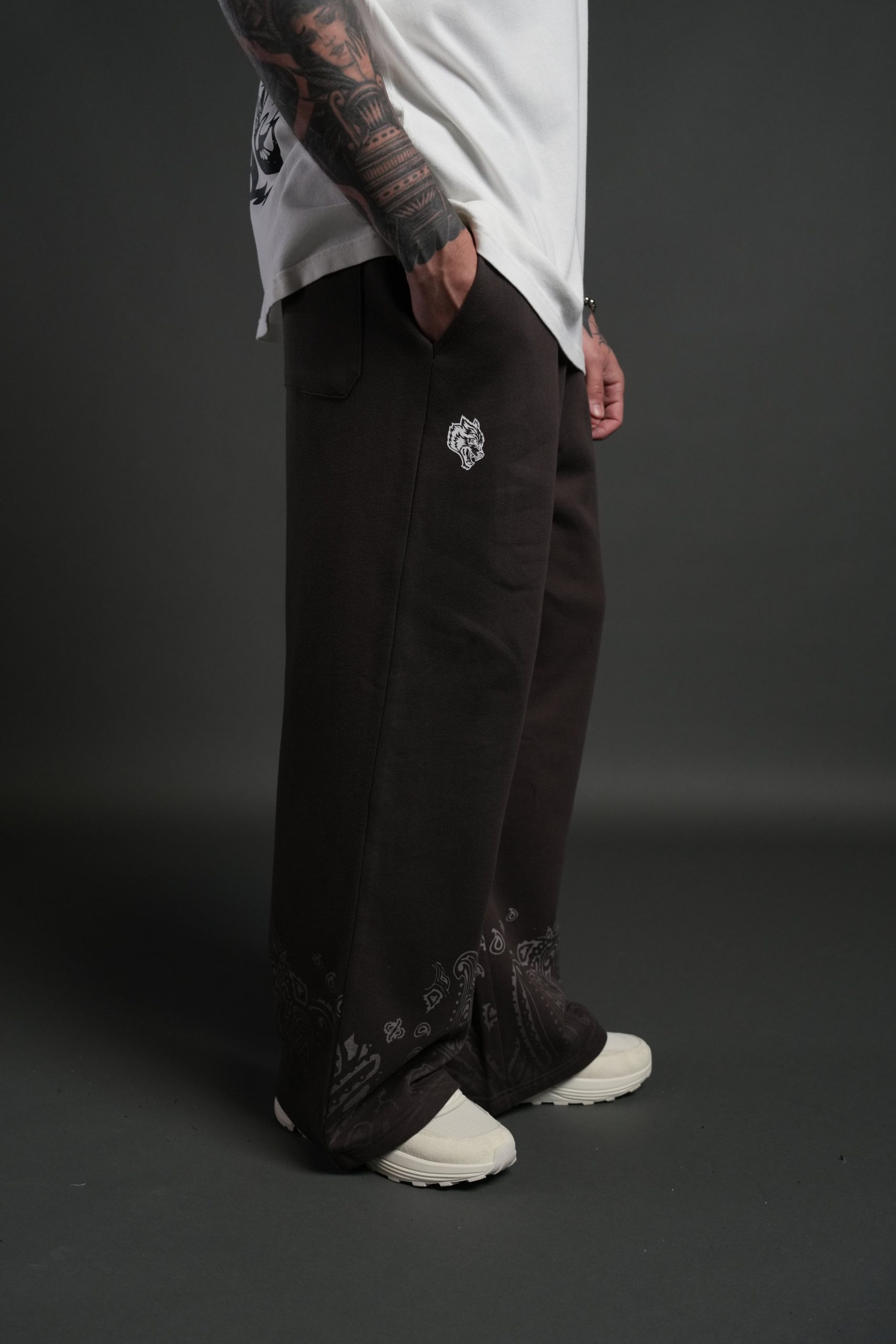 Western V2 Lennox Sweat Pants in Darc Brown - Image 5