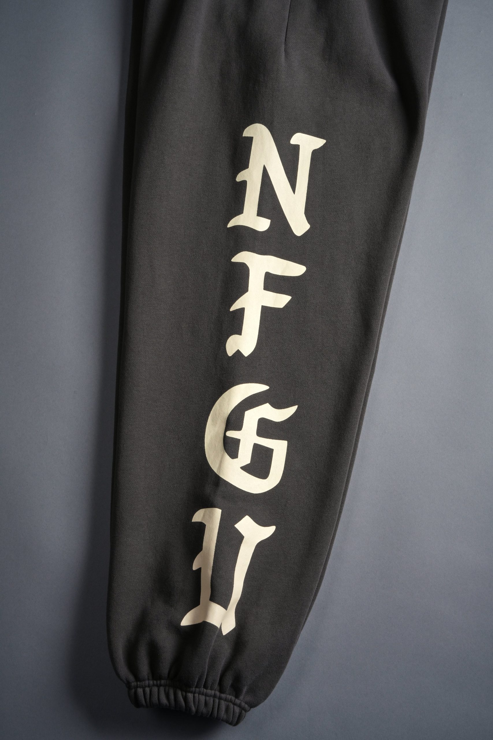 Stone Code Lightweight Lounger Sweat Pants in Wolf Gray - Image 12