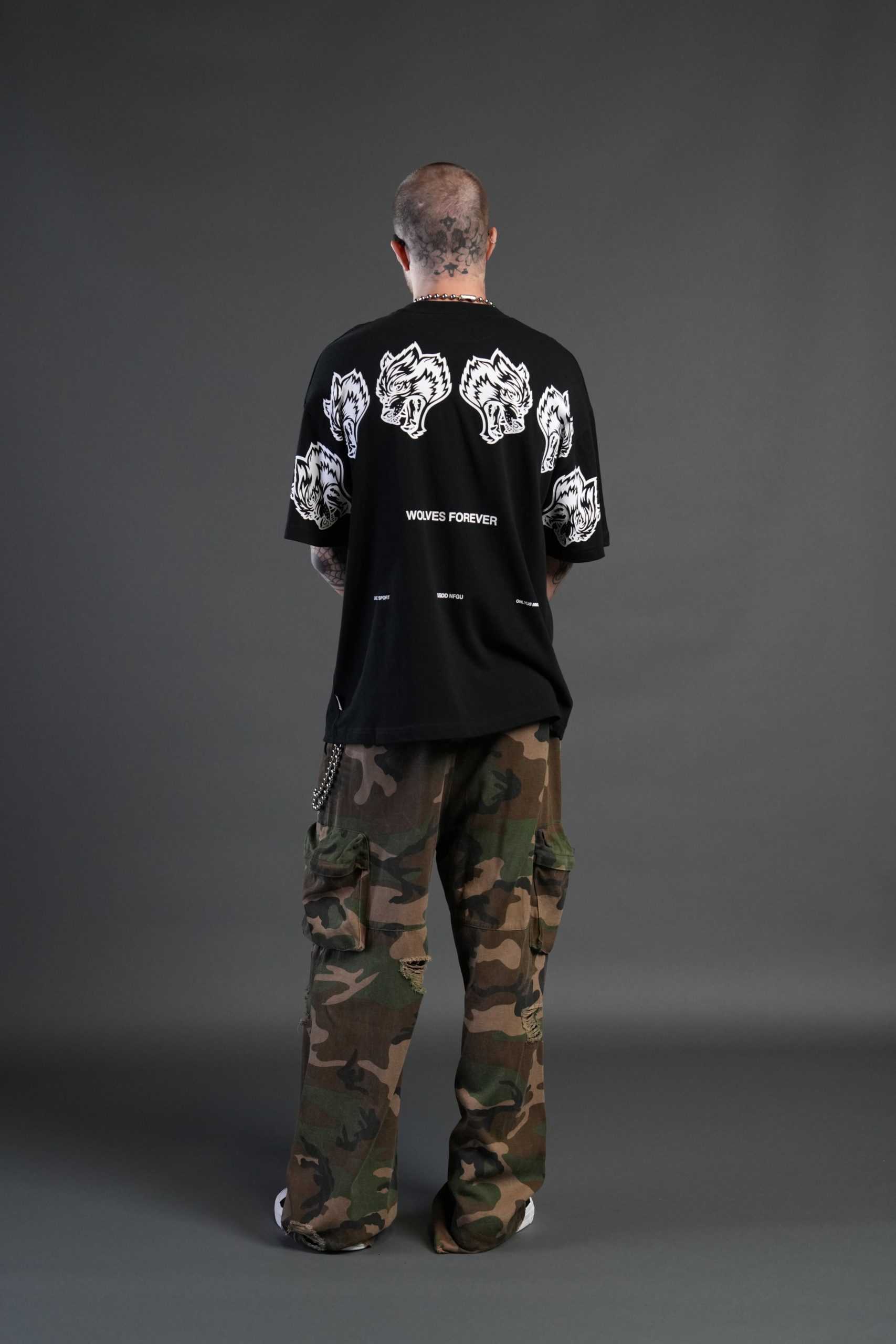Wolves Have Your Back Premium Oversized Tee in Black - Image 6