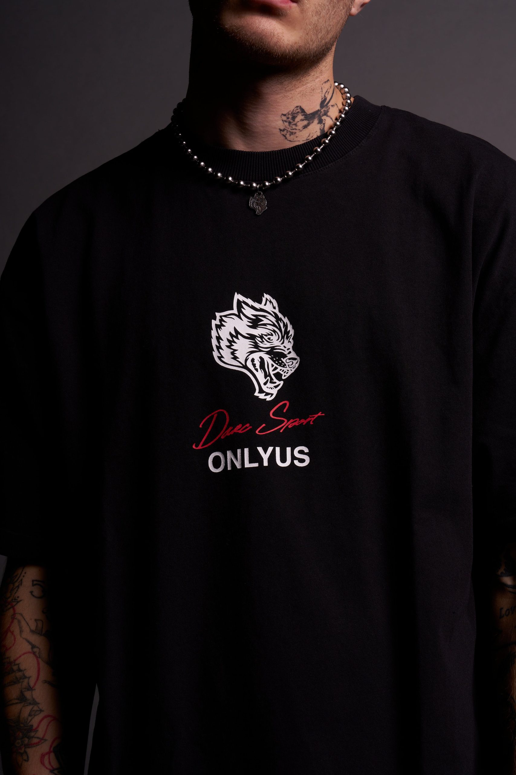 Maul And The Moth Grunge Tee in Black - Image 7