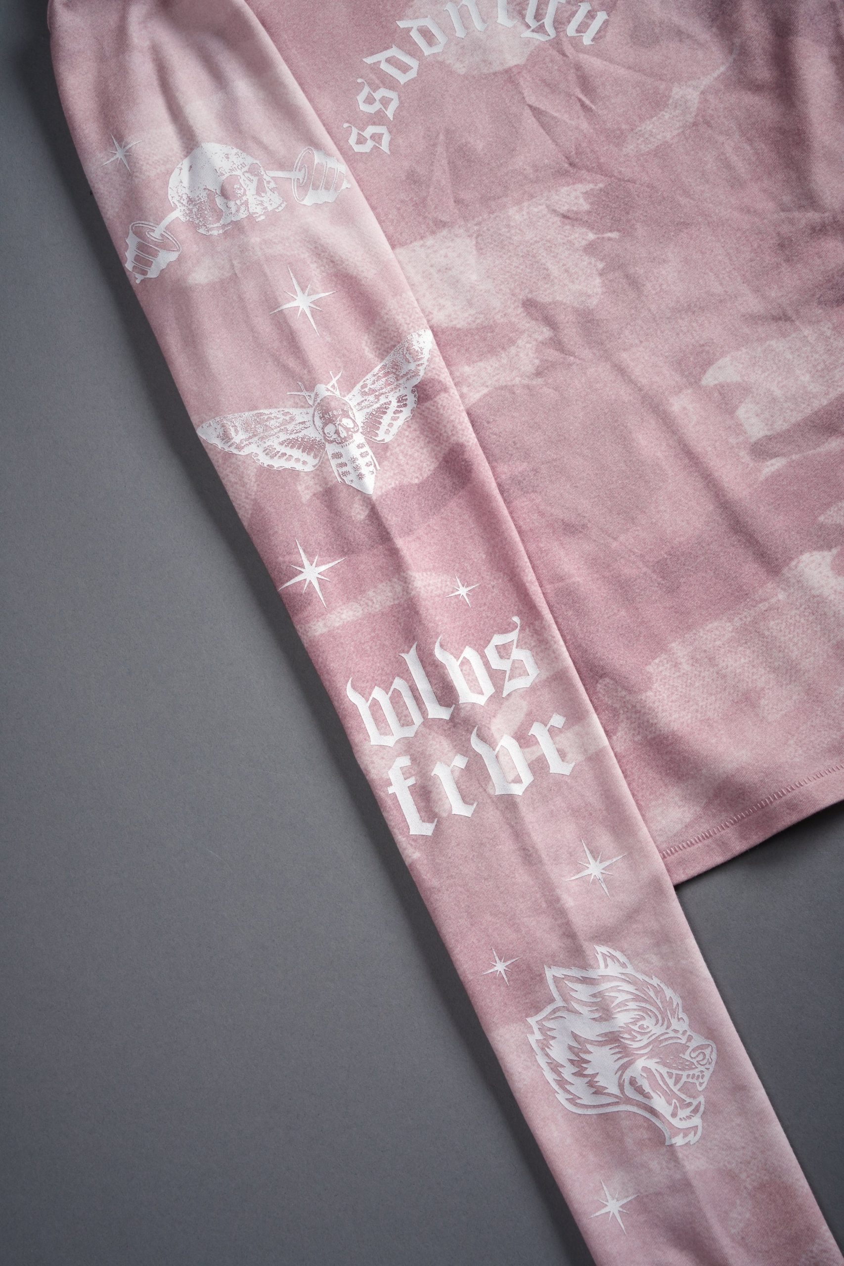 FRVR in the Stars Eden L/S Tee in Blush Vintage Woodland Camo - Image 6