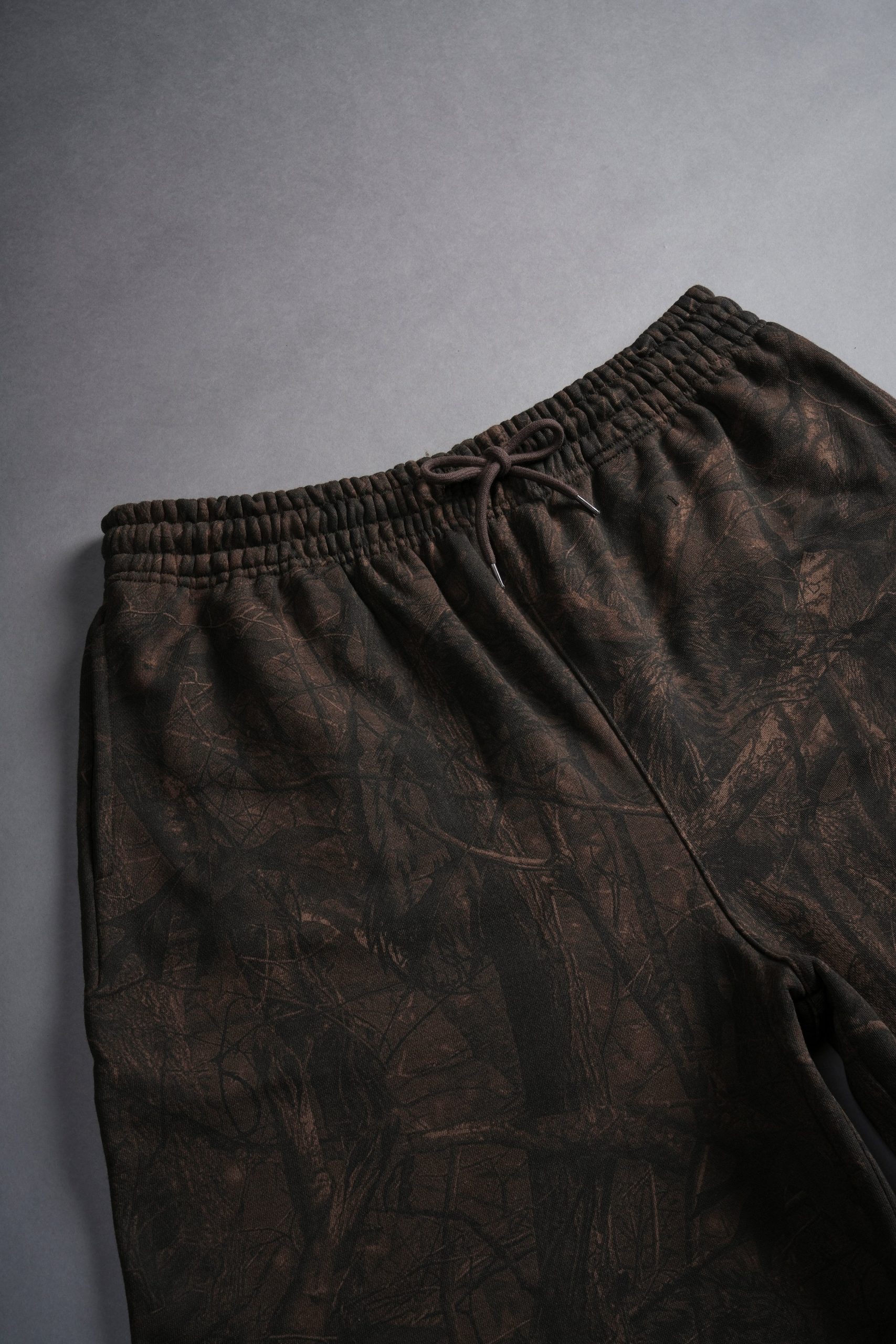 Dual Oversized Osiris Sweat Shorts in Brown Driftwood Forest Camo - Image 6