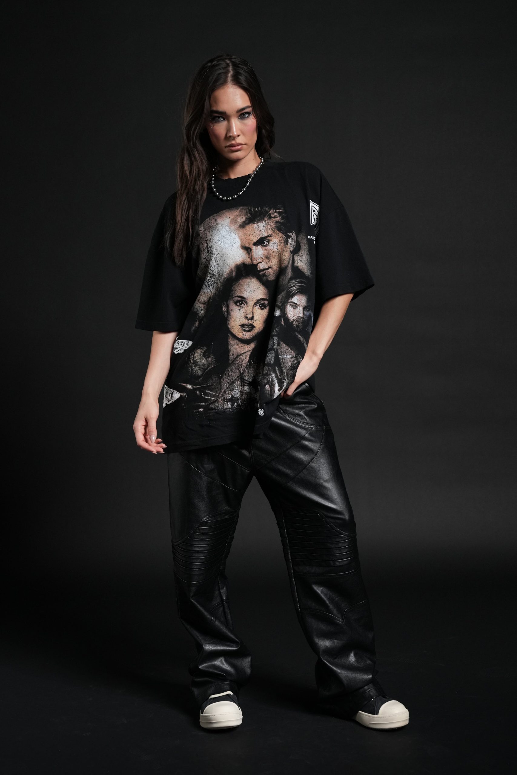 Attack Of The Clones Side-By-Side Series Premium Tee in Black - Image 11