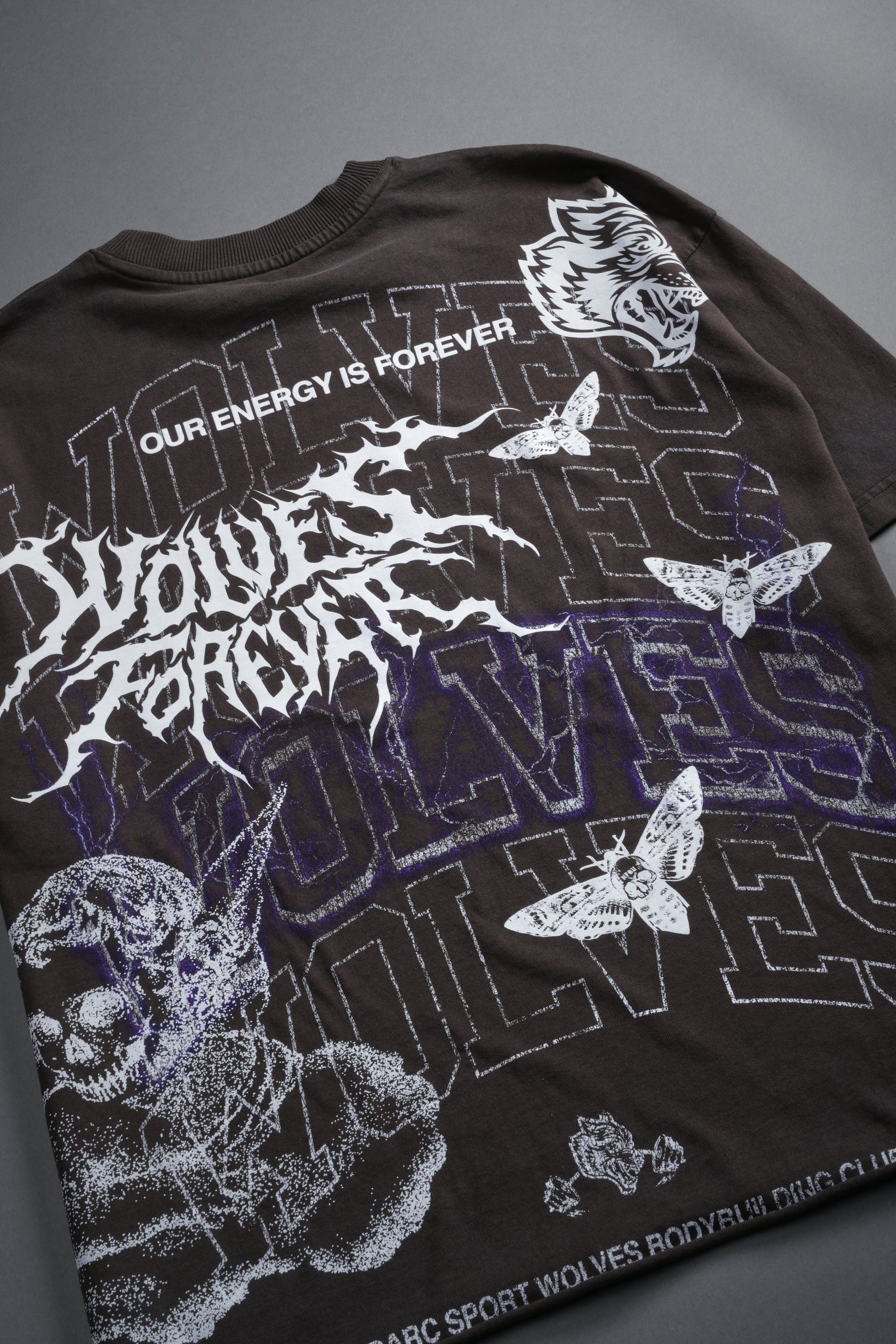 Work In Silence NFGU Grunge Mid Length Raw Hem Tee in Darc Brown Drift Wash - Image 9