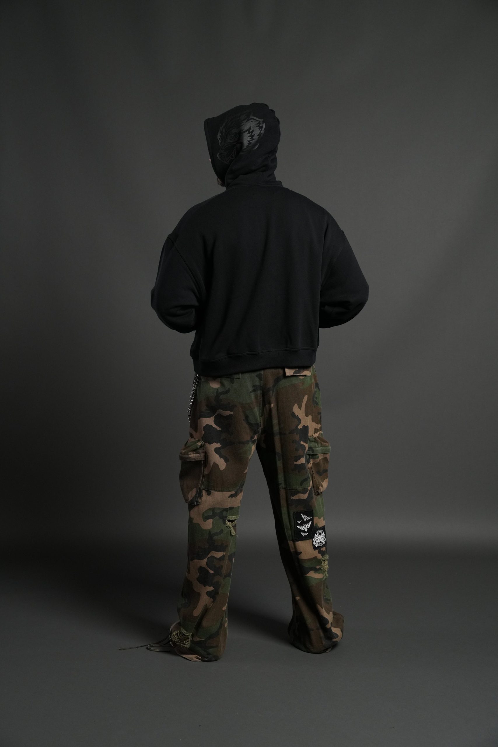 Inner Wolf Vex Double Zip Hoodie in Black - Image 10