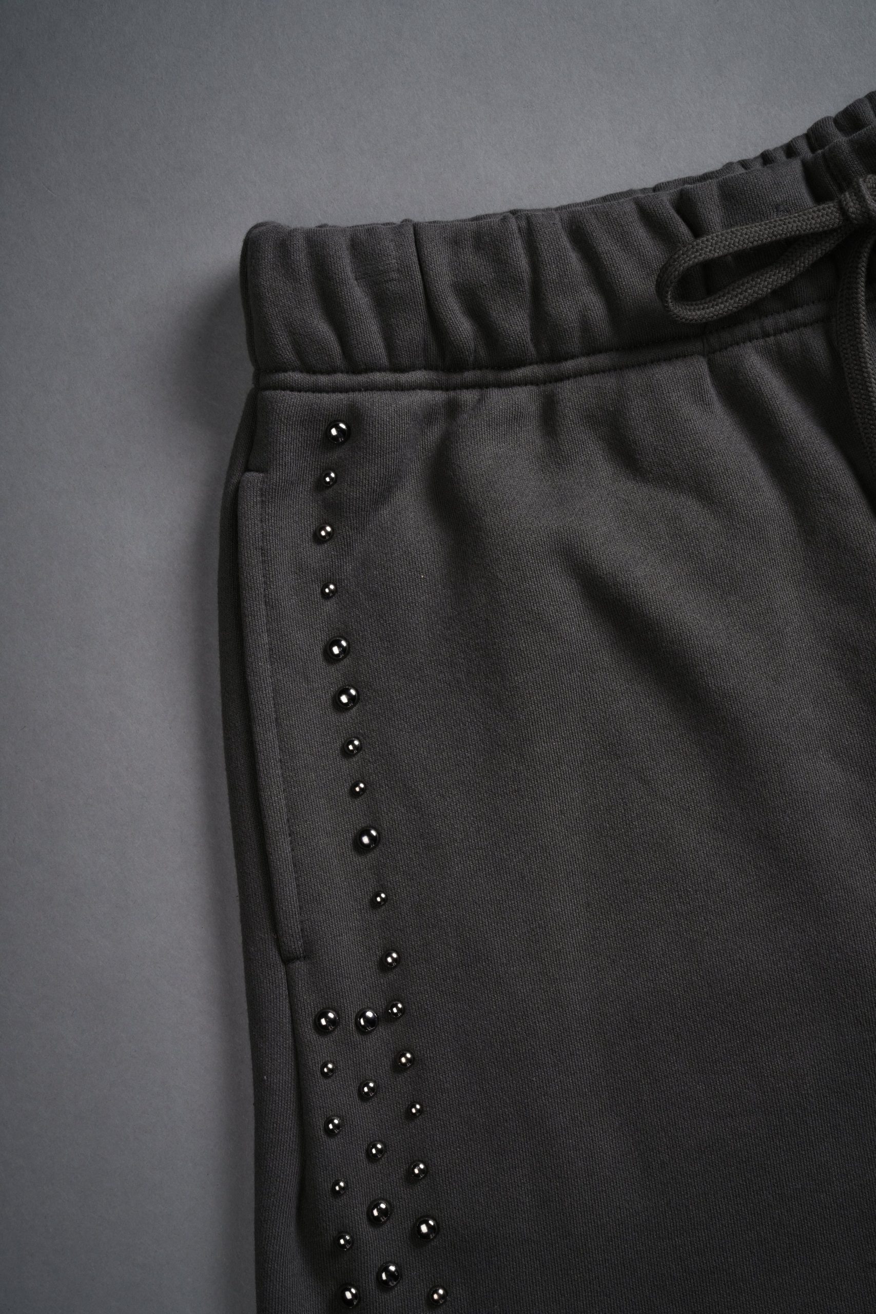 Stud Wolf Post Lounge Sweat Shorts in Wolf Gray - Image 8