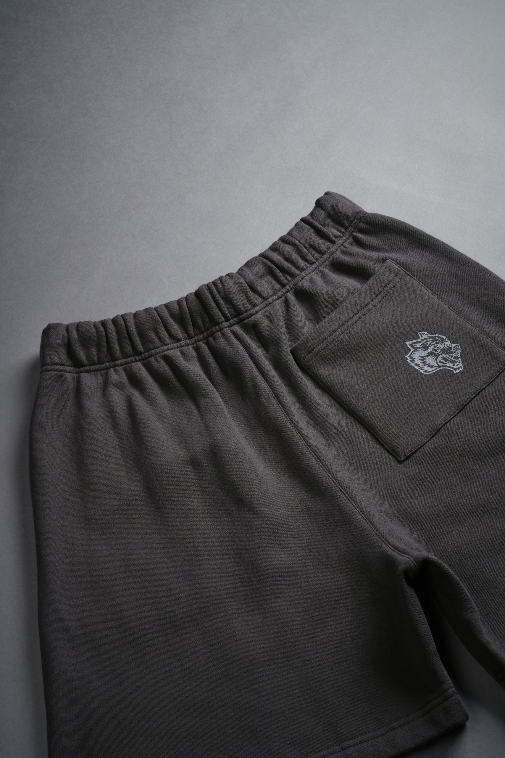 Stud Wolf Post Lounge Sweat Shorts in Wolf Gray - Image 9