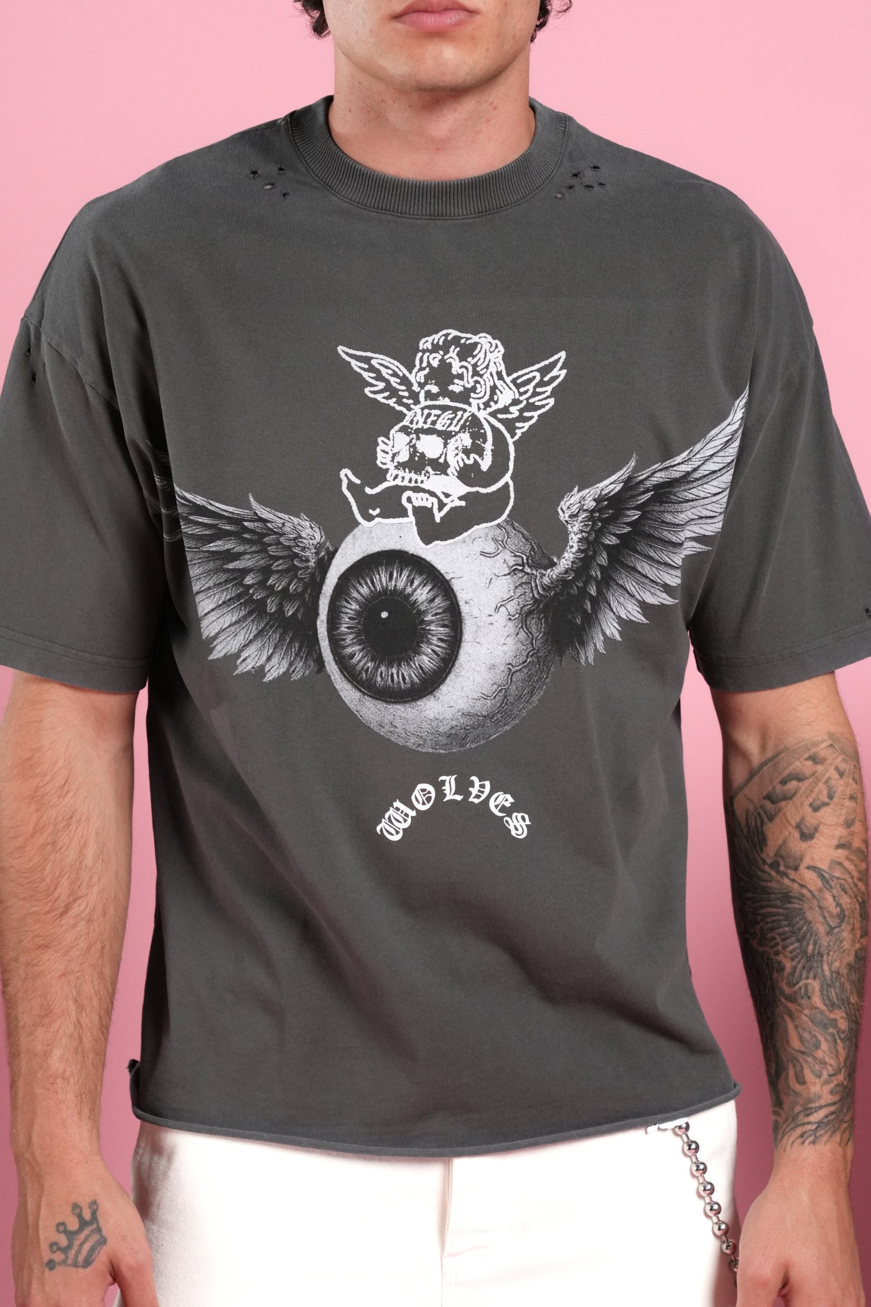 Flight Club Distressed Grunge Mid-Length Raw Hem Tee in Wolf Gray - Image 10