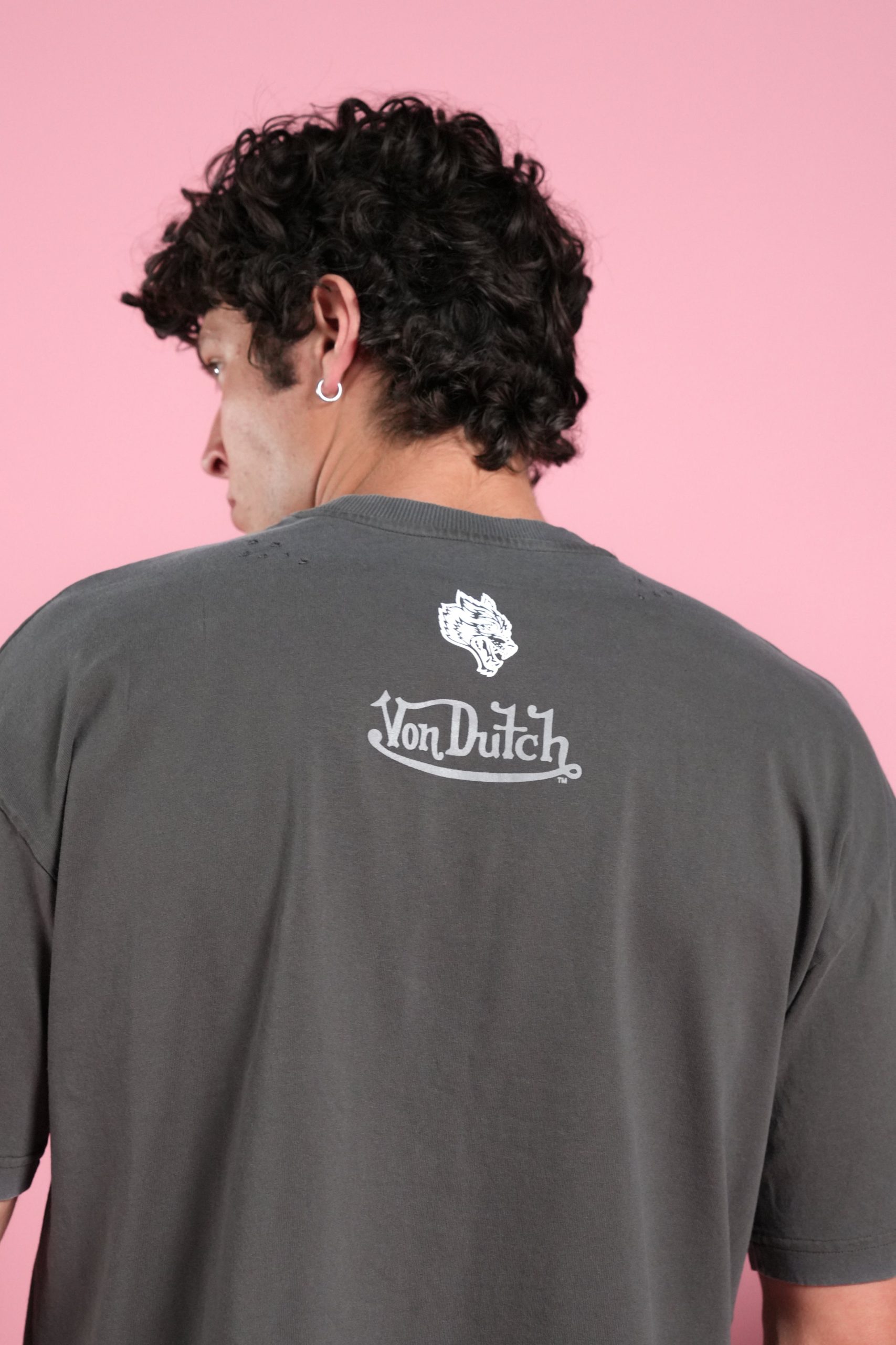 Flight Club Distressed Grunge Mid-Length Raw Hem Tee in Wolf Gray - Image 11