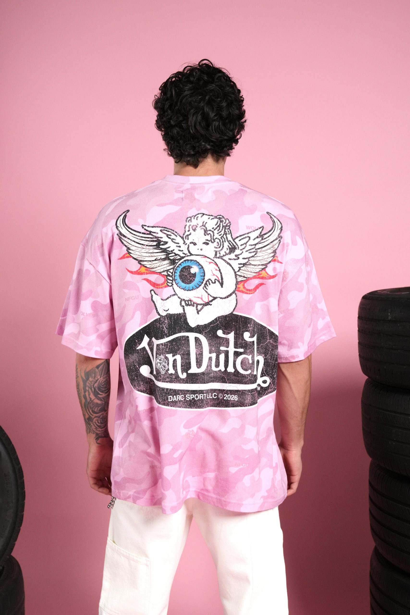 Von Wild V2 Premium Oversized Tee in Dsvd Bubblegum Camo - Image 4