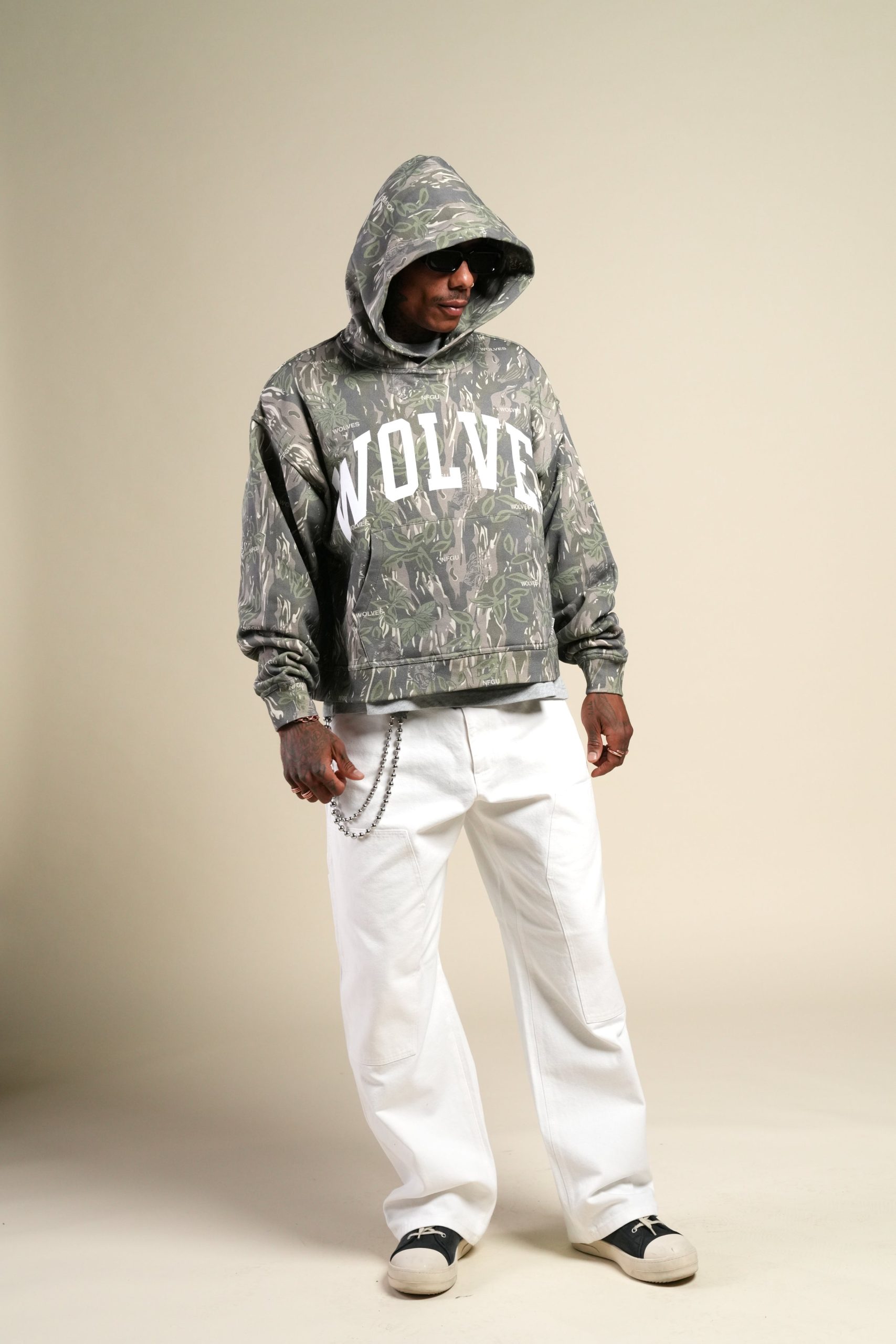 Only Loyalty Box Cut Pierce Hoodie in Norse Camo - Image 14