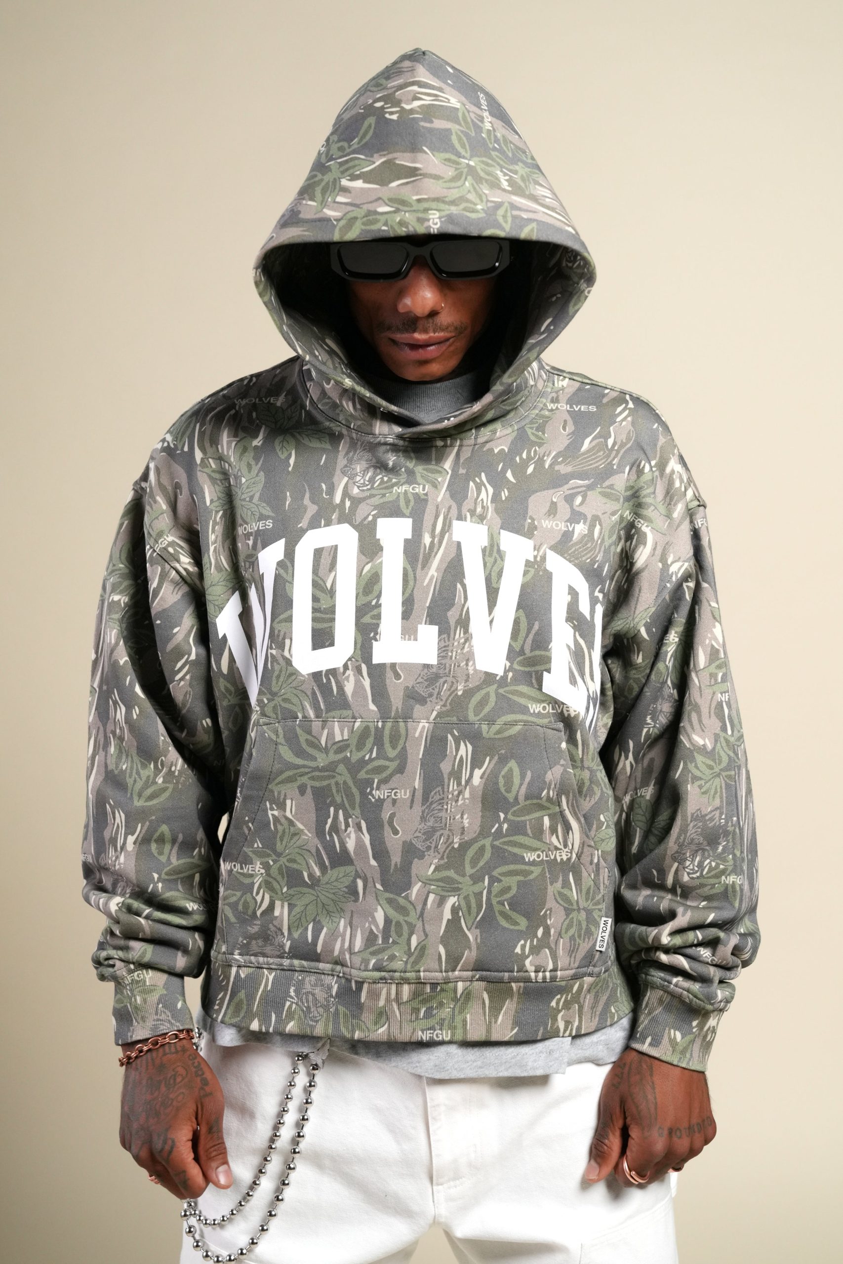 Only Loyalty Box Cut Pierce Hoodie in Norse Camo