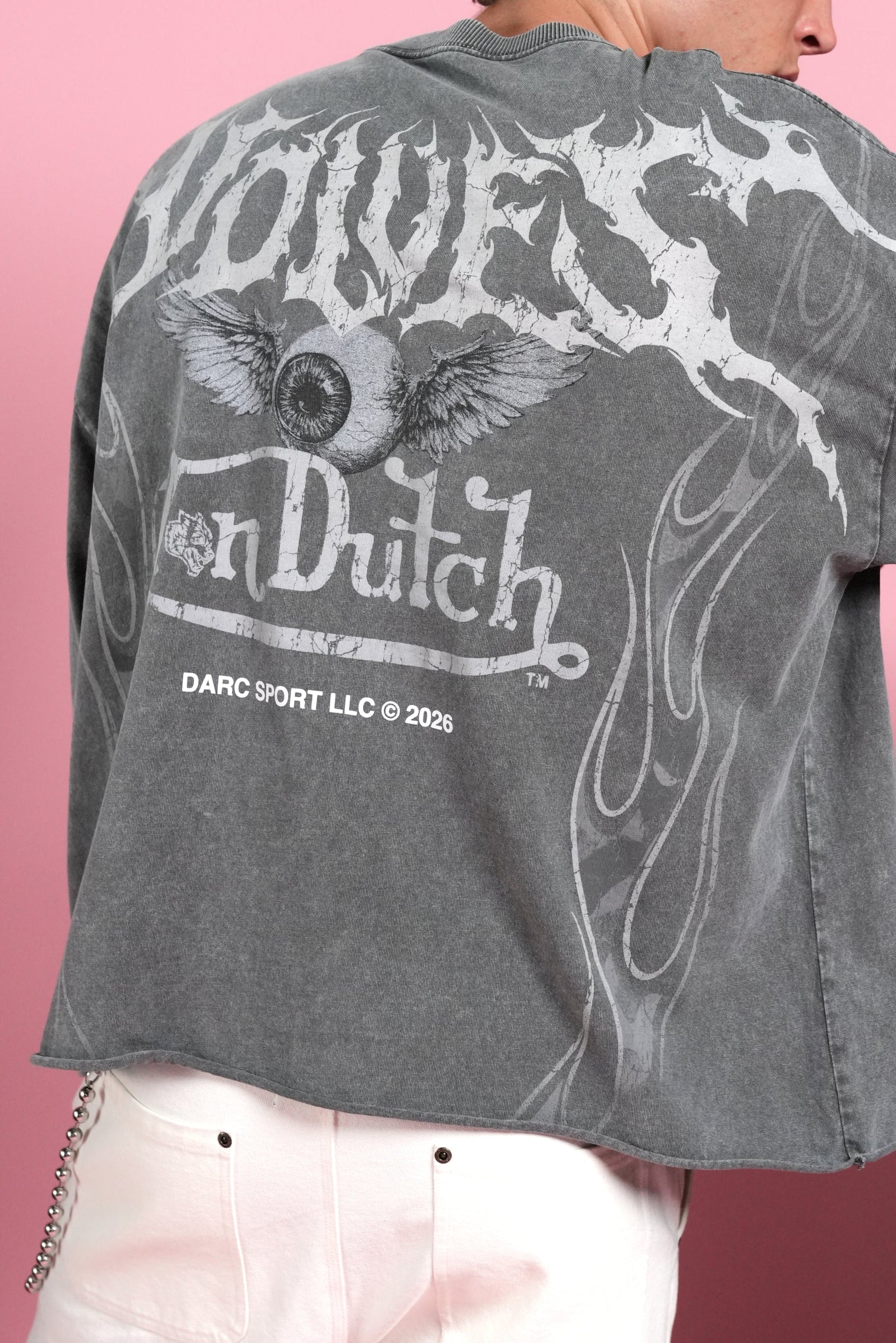 Take-Off Grunge Mid-Length Raw Hem LS Tee in Wolf Gray - Image 8