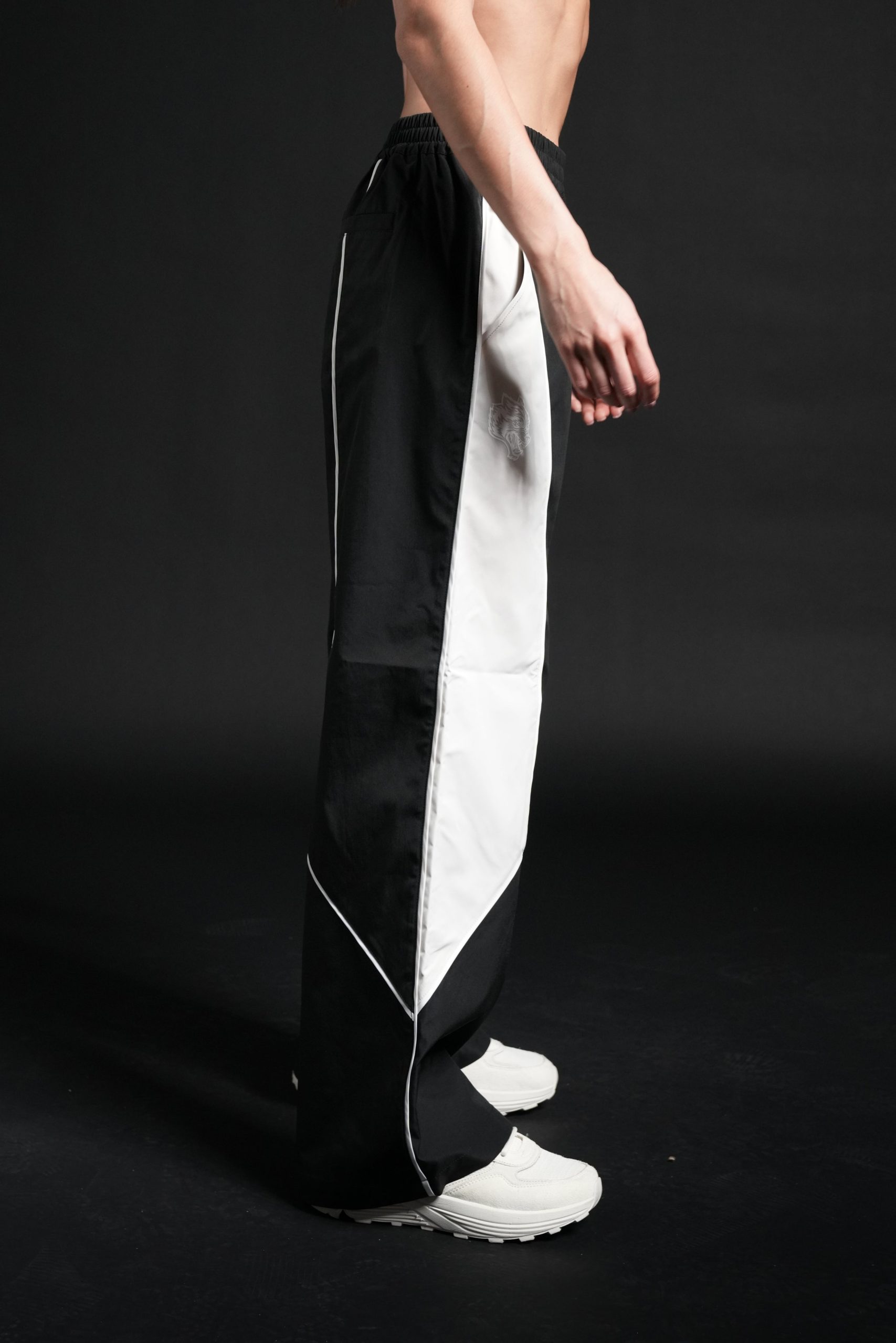 Dual Wolf She Quinn Track Pant in Black/Sand - Image 4