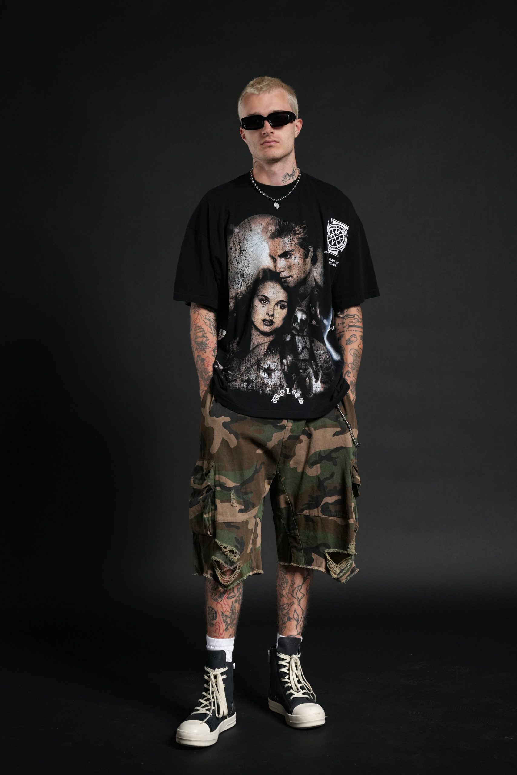 Attack Of The Clones Side-By-Side Series Premium Tee in Black - Image 5