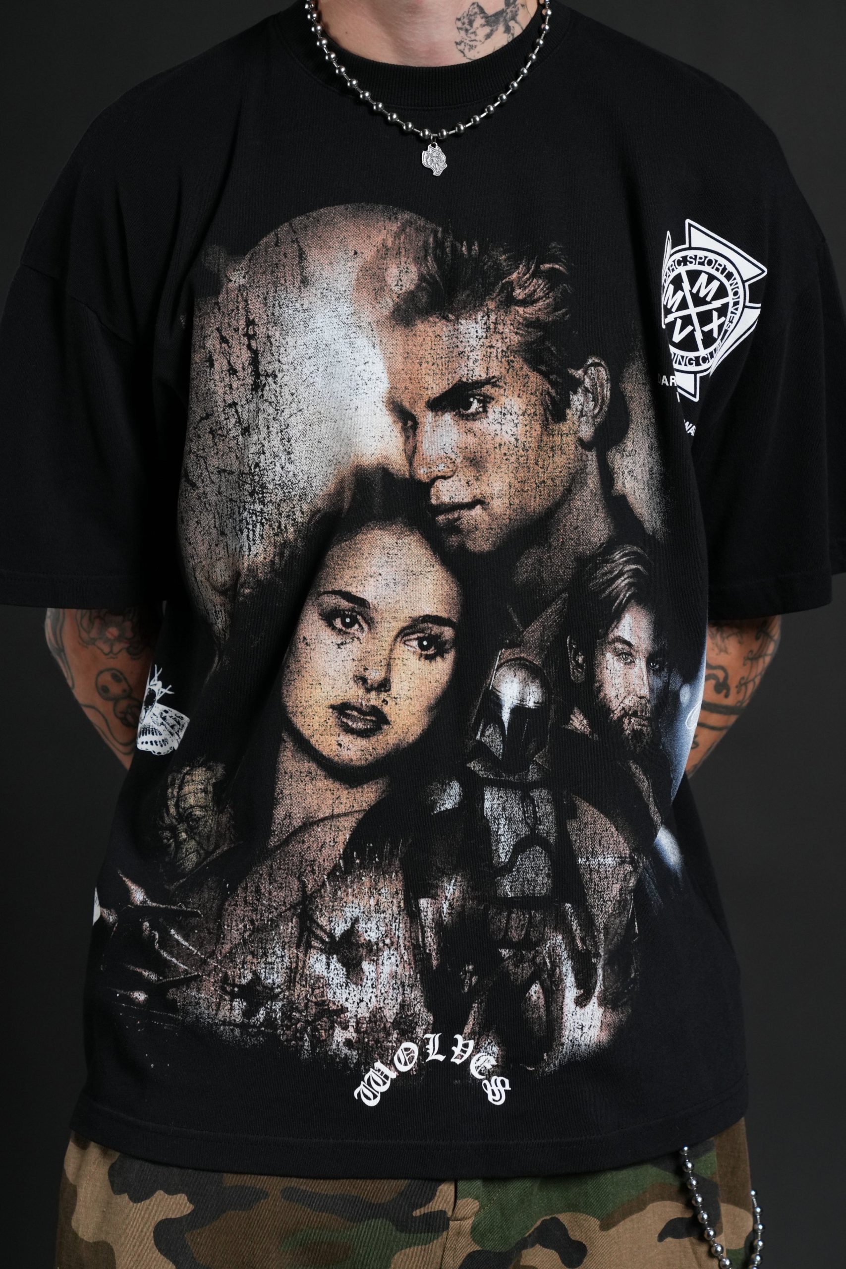 Attack Of The Clones Side-By-Side Series Premium Tee in Black - Image 7