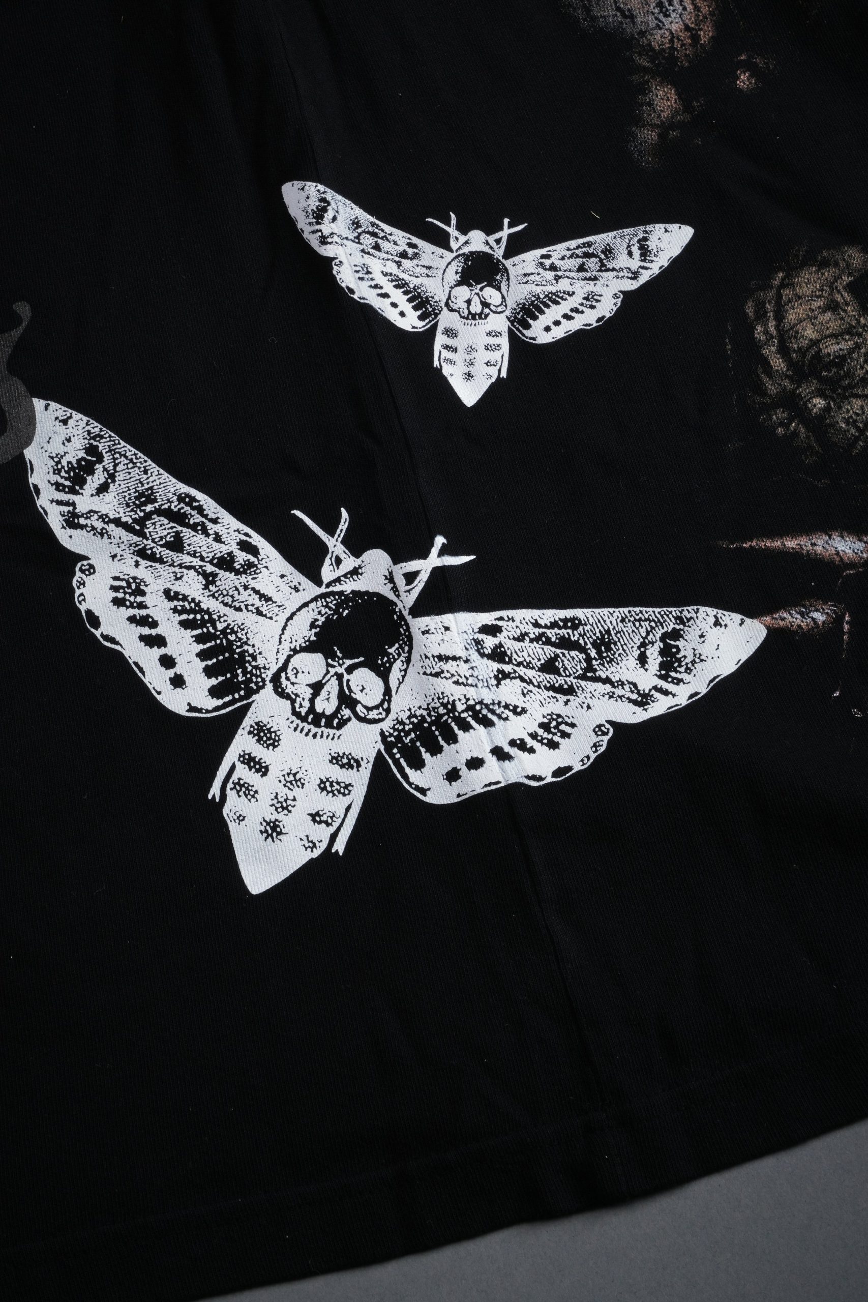 Attack Of The Clones Side-By-Side Series Premium Tee in Black - Image 18