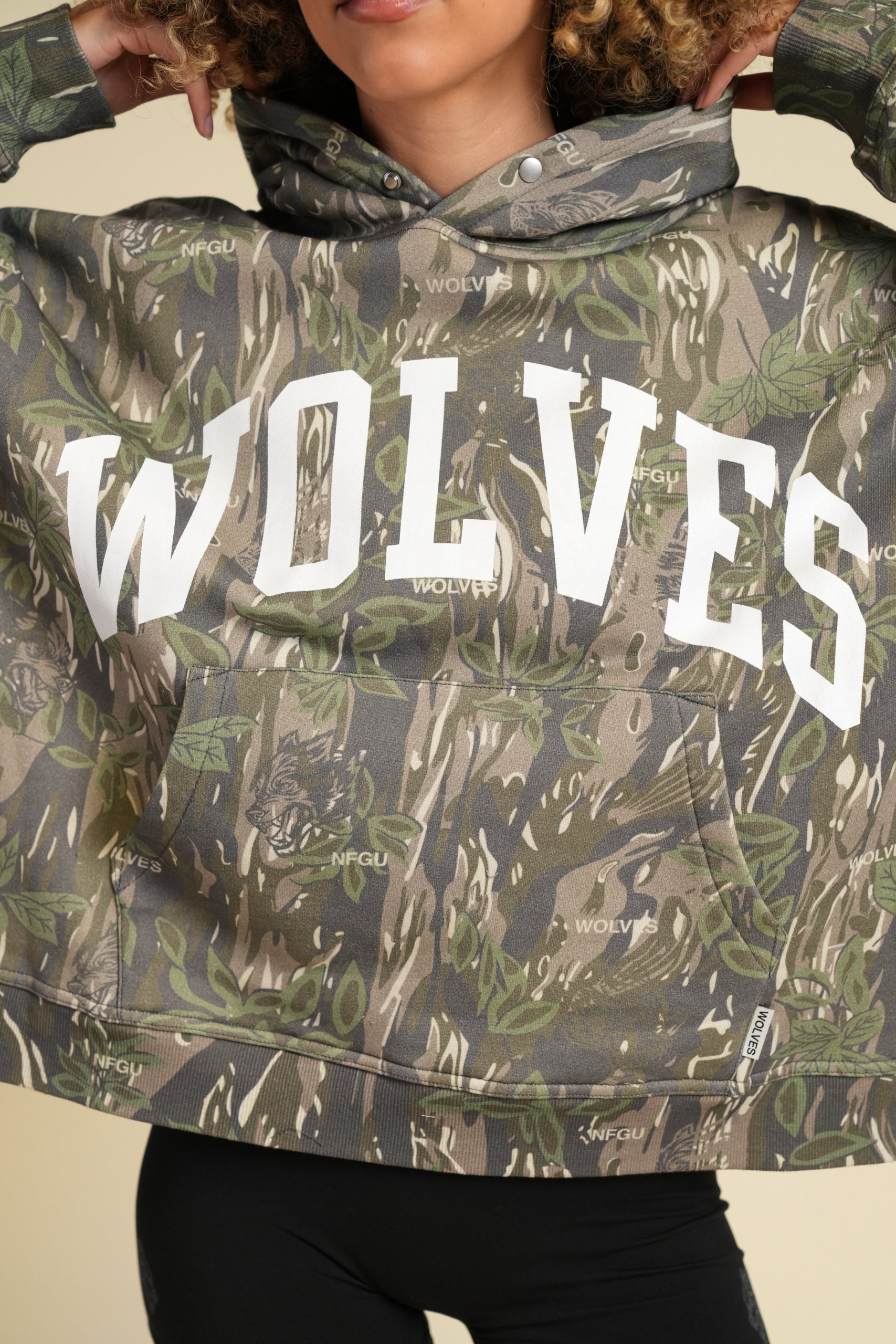 Only Loyalty Box Cut Pierce Hoodie in Norse Camo - Image 11