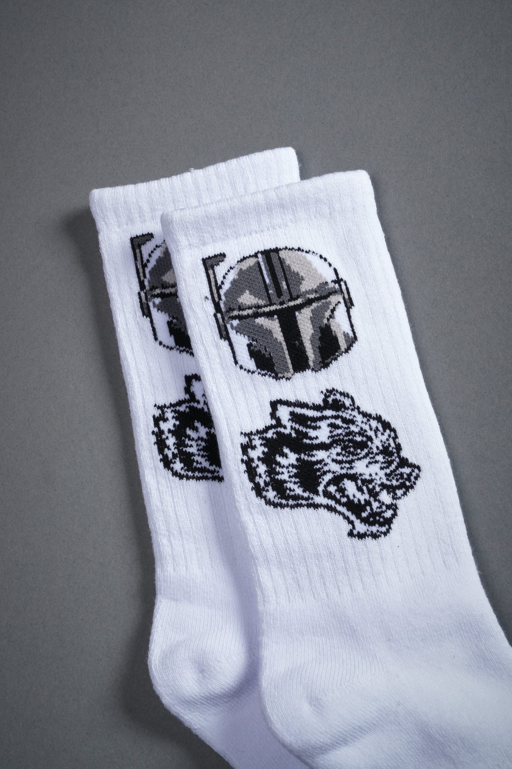 Big Wolf Boba Fett Classic Socks in White - Image 3