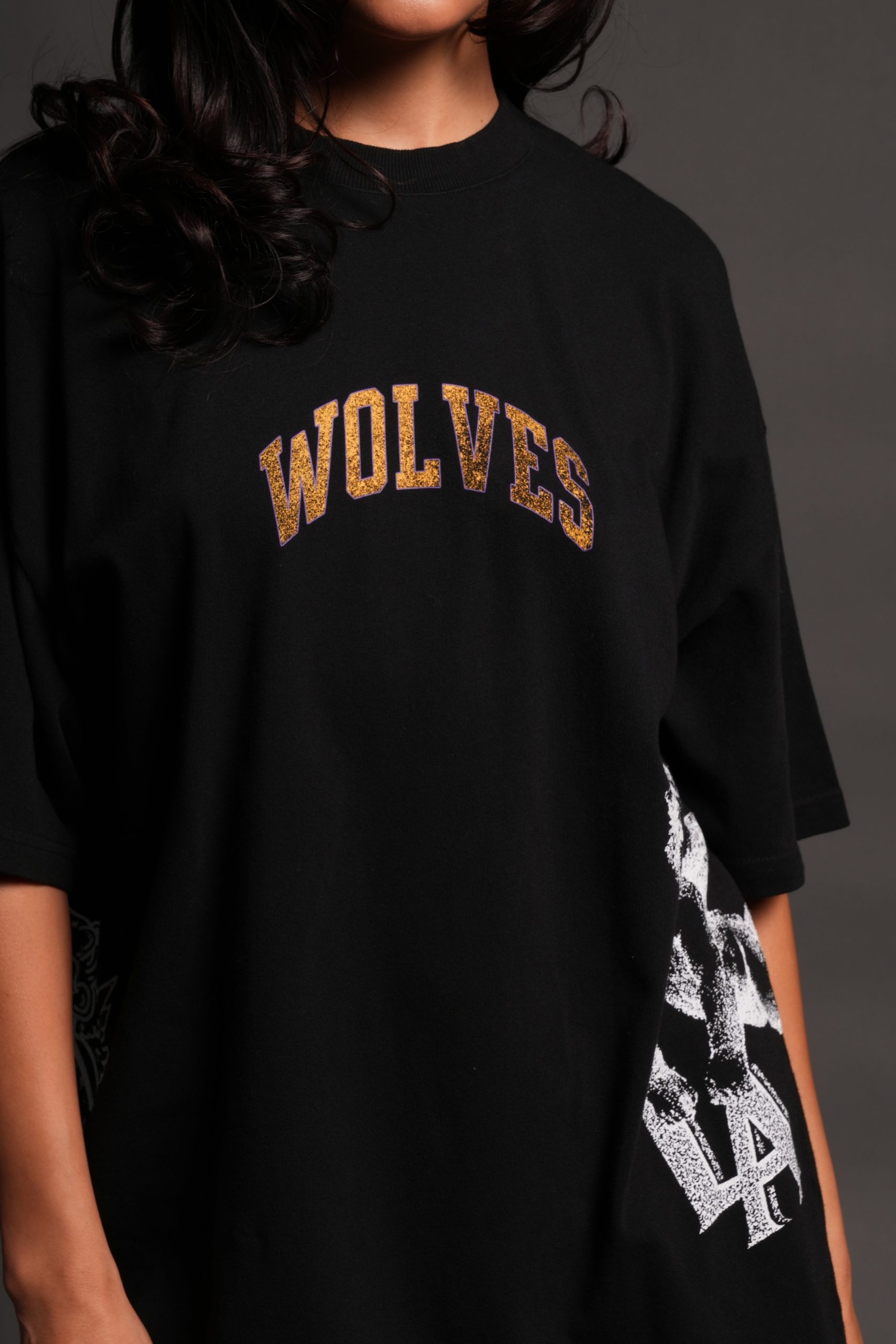 La Has Your Back Premium Oversized Tee in Black - Image 13