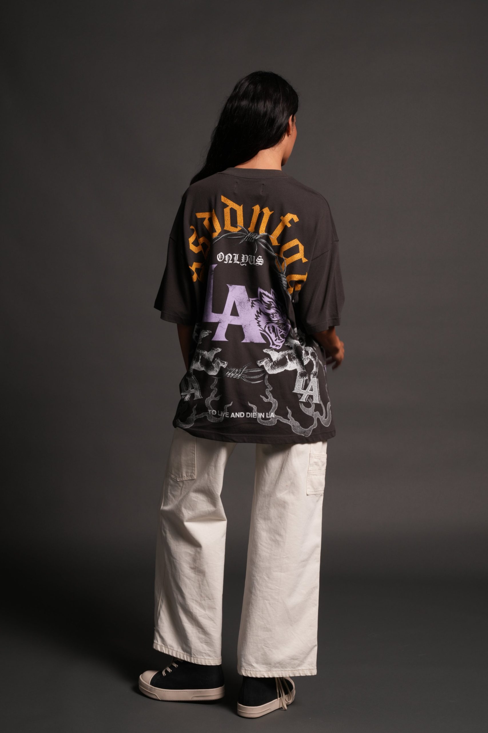 La Heritage Premium Oversized Tee in Wolf Gray - Image 6