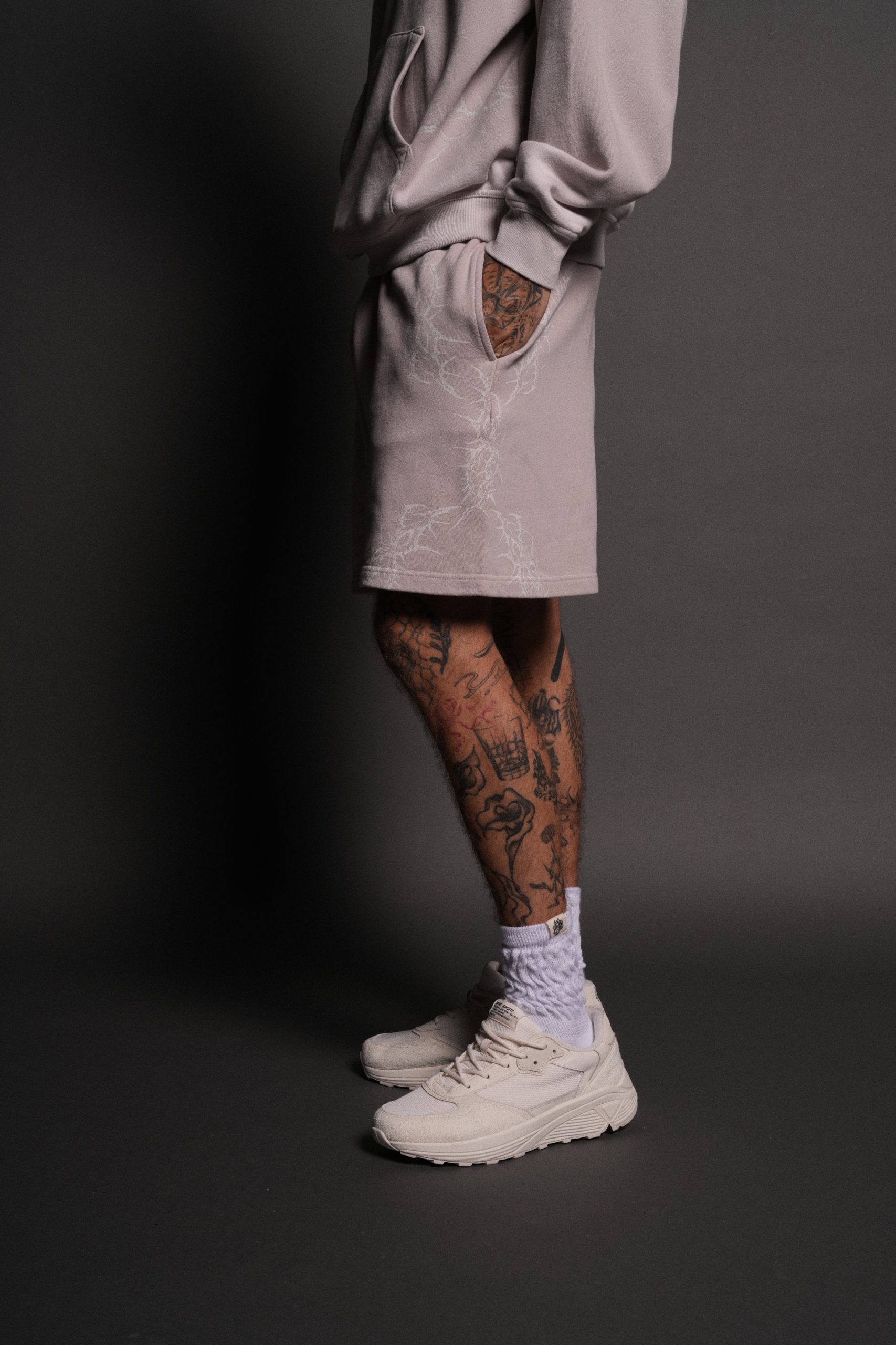 Thorns Post Lounge Sweat Shorts in Clay - Image 4