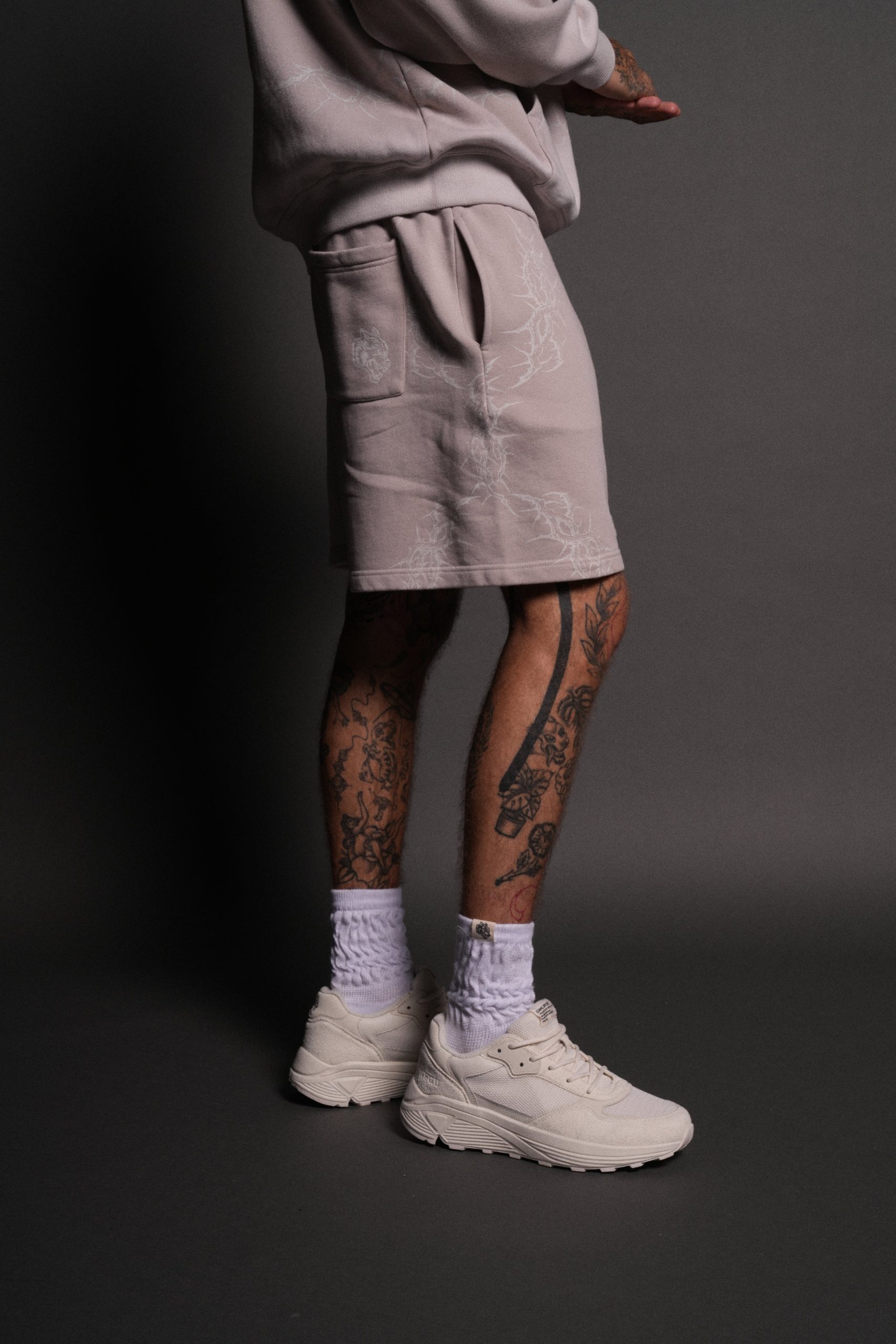 Thorns Post Lounge Sweat Shorts in Clay - Image 5
