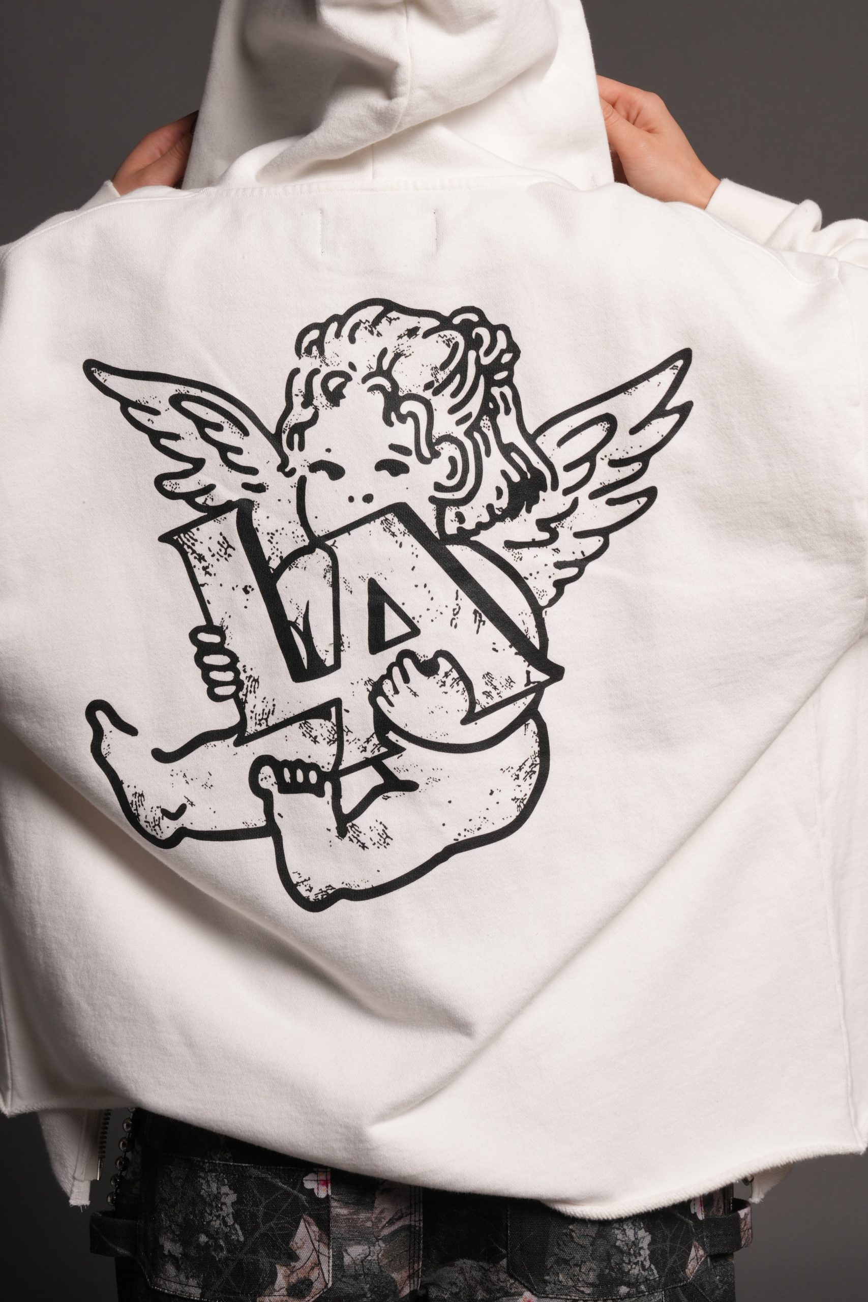 Los Cherub Distressed Grunge Mid Length Raw Hem Zip Hoodie in Cream - Image 13