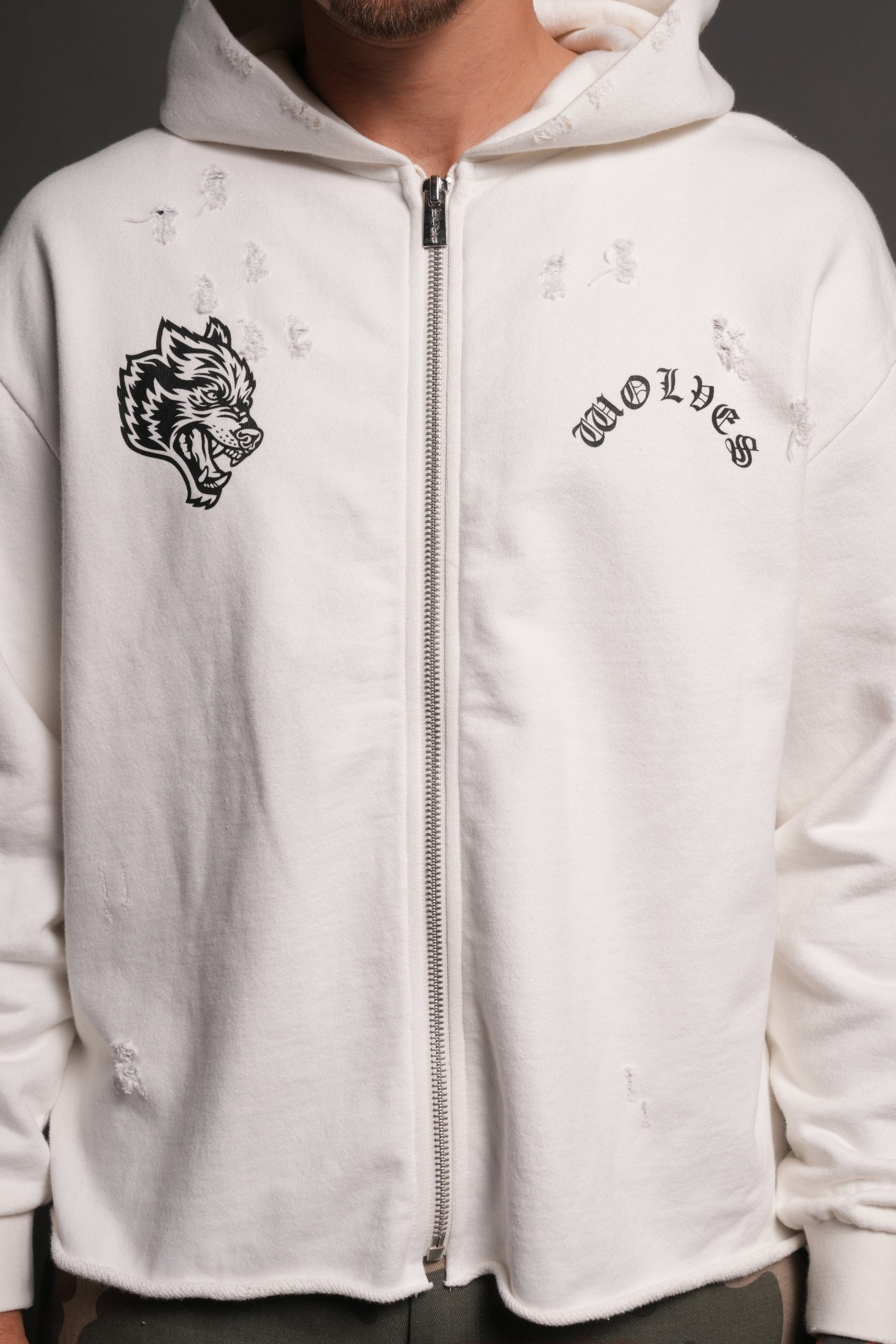 Los Cherub Distressed Grunge Mid Length Raw Hem Zip Hoodie in Cream - Image 7