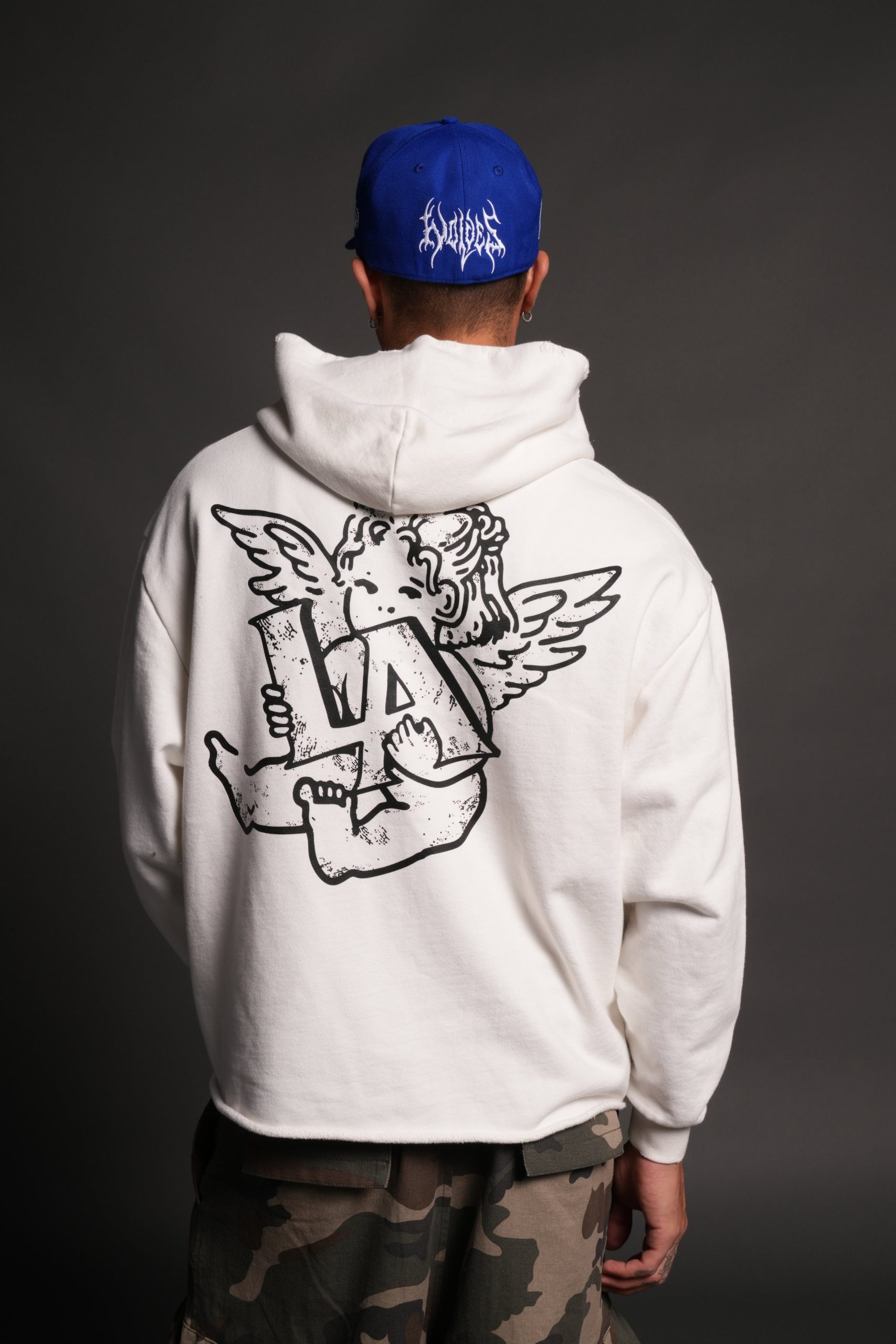 Los Cherub Distressed Grunge Mid Length Raw Hem Zip Hoodie in Cream - Image 4